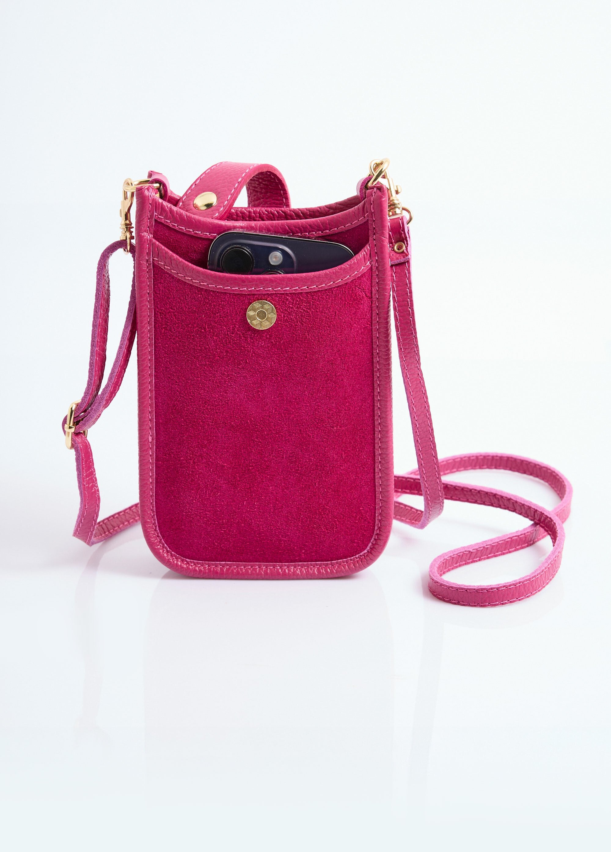 Genuine_suede_leather_phone_case_Fuchsia_DE1_slim