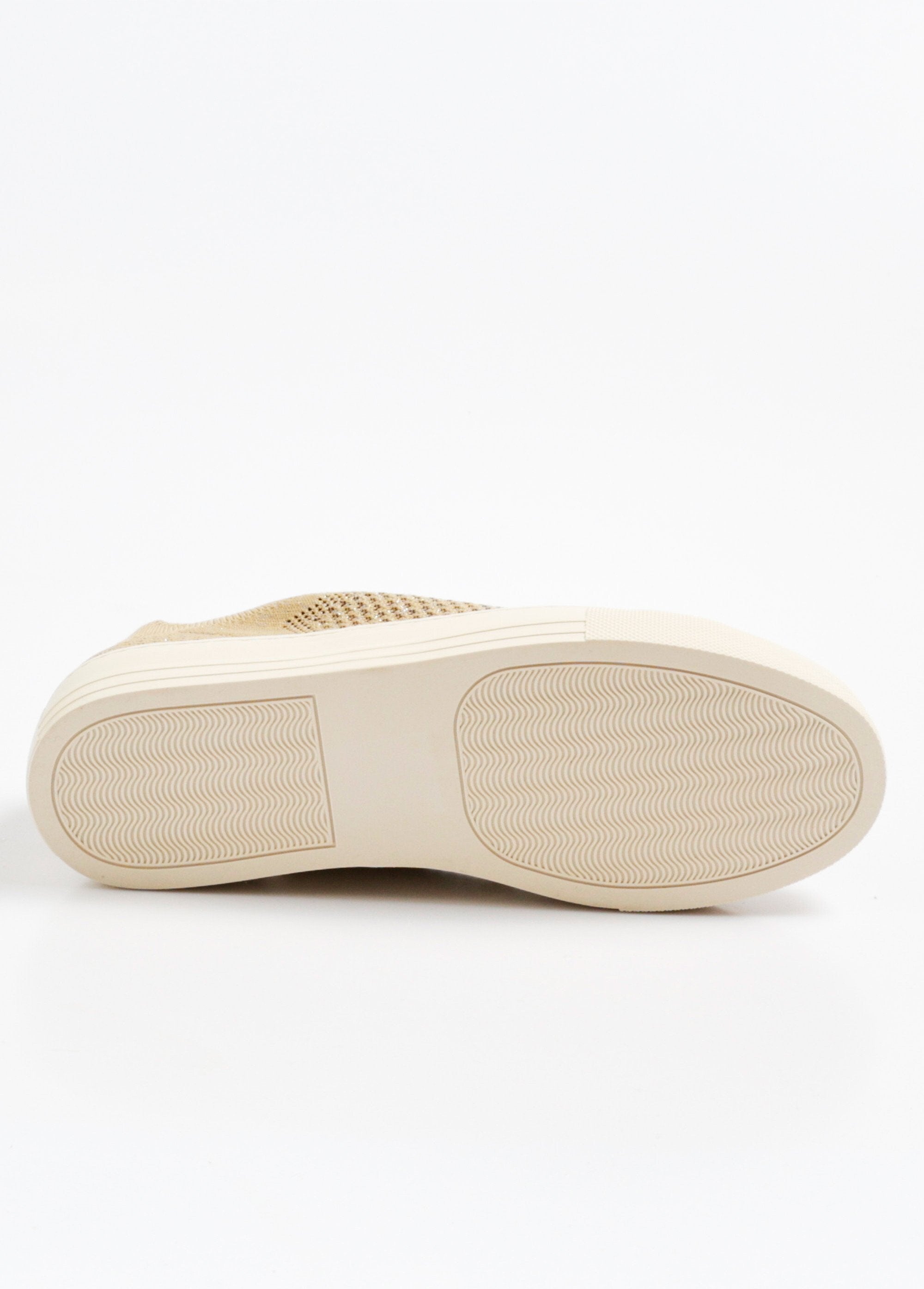 Openwork_mesh_sneakers_with_laces_Beige_UN1_slim