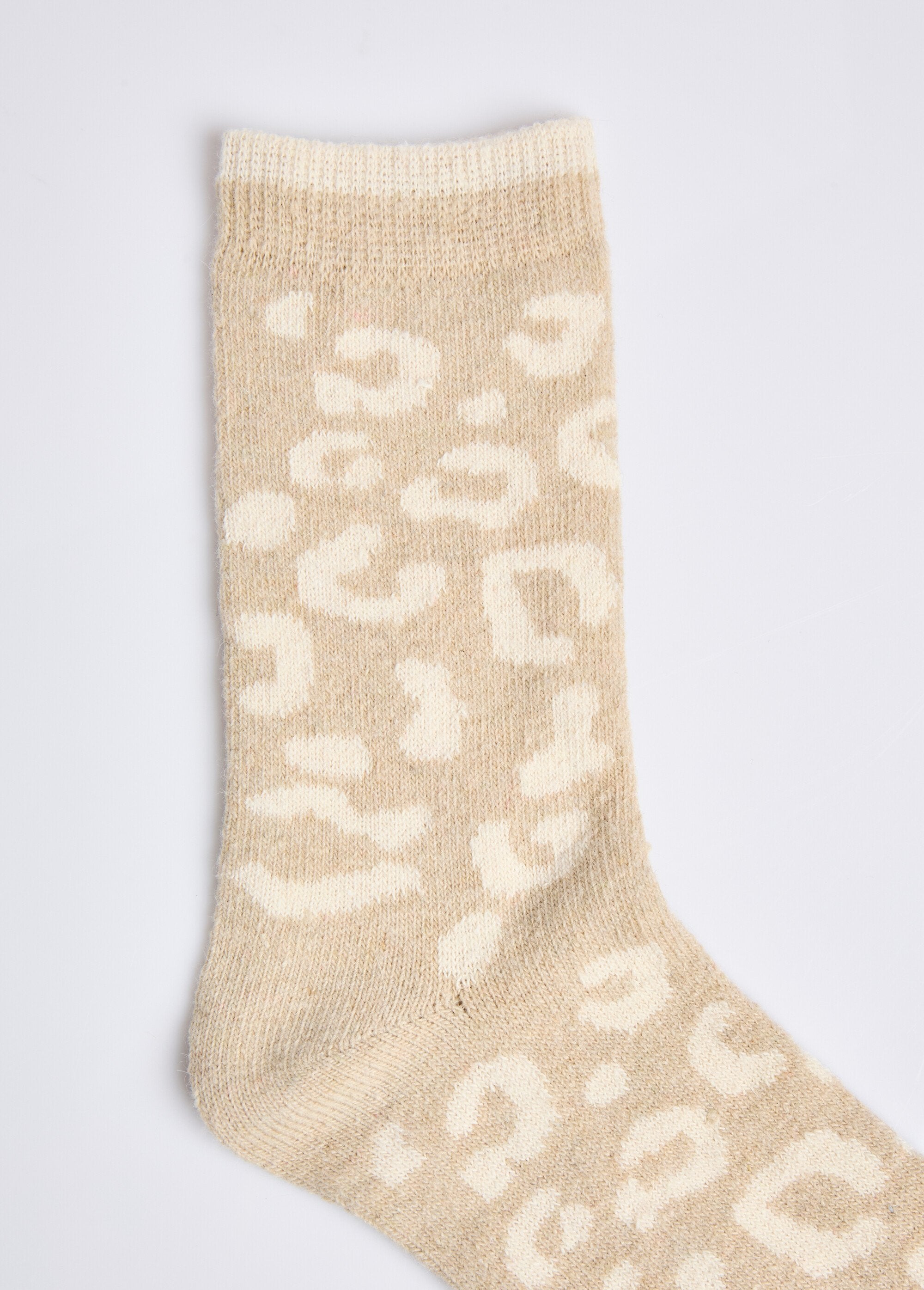 Socks_with_leopard_print_wool_Leopard_and_beige_DE2_slim