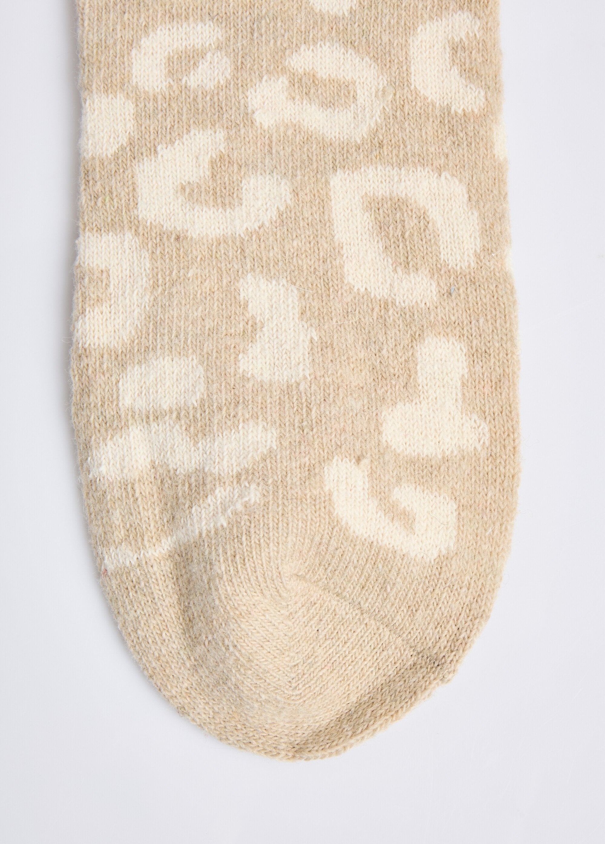 Socks_with_leopard_print_wool_Leopard_and_beige_DE3_slim