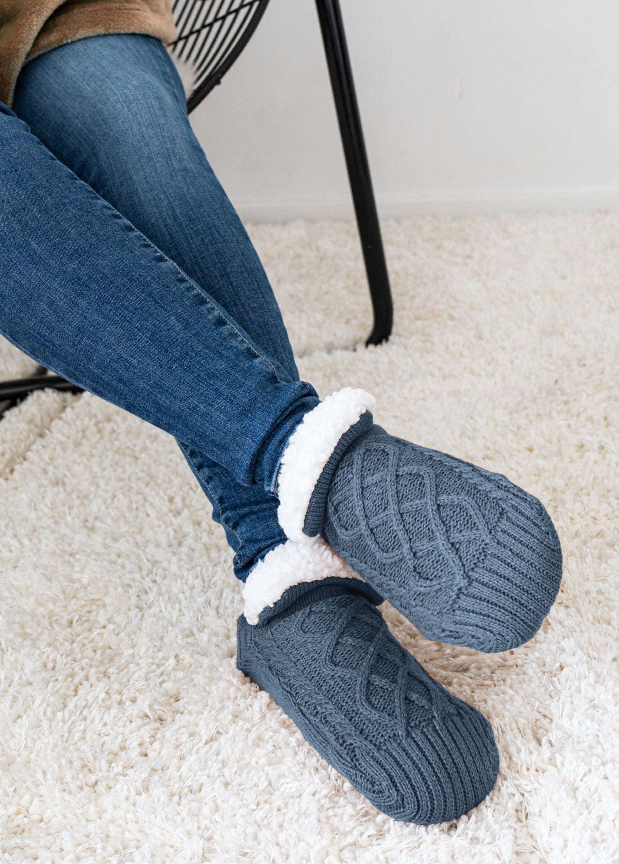 Lined,_non-slip_slipper_socks_Blue_SF1_slim