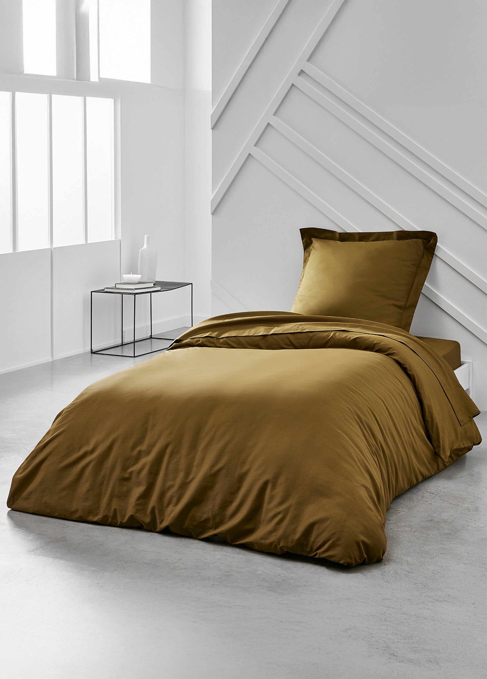 Plain_cotton_flat_sheet_Bronze_SF1_slim