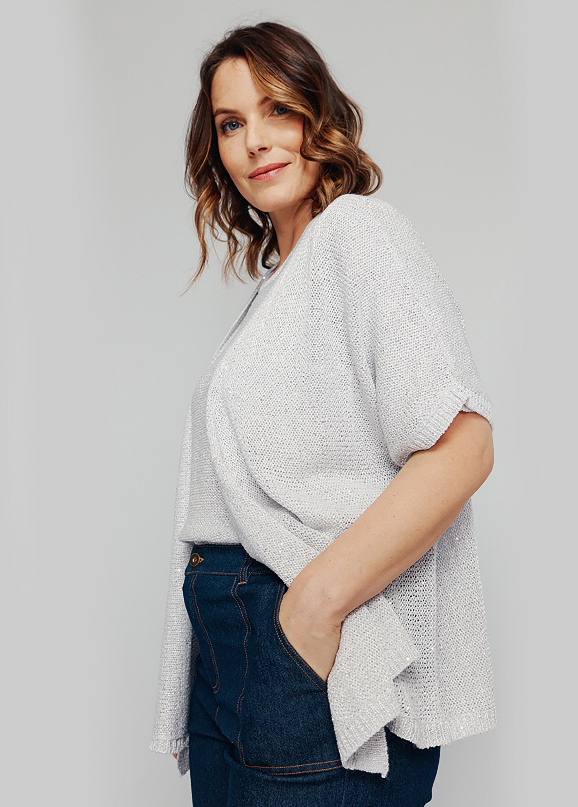 Gilet_boléro_en_maille_brillante_Argent_DR1_curvy