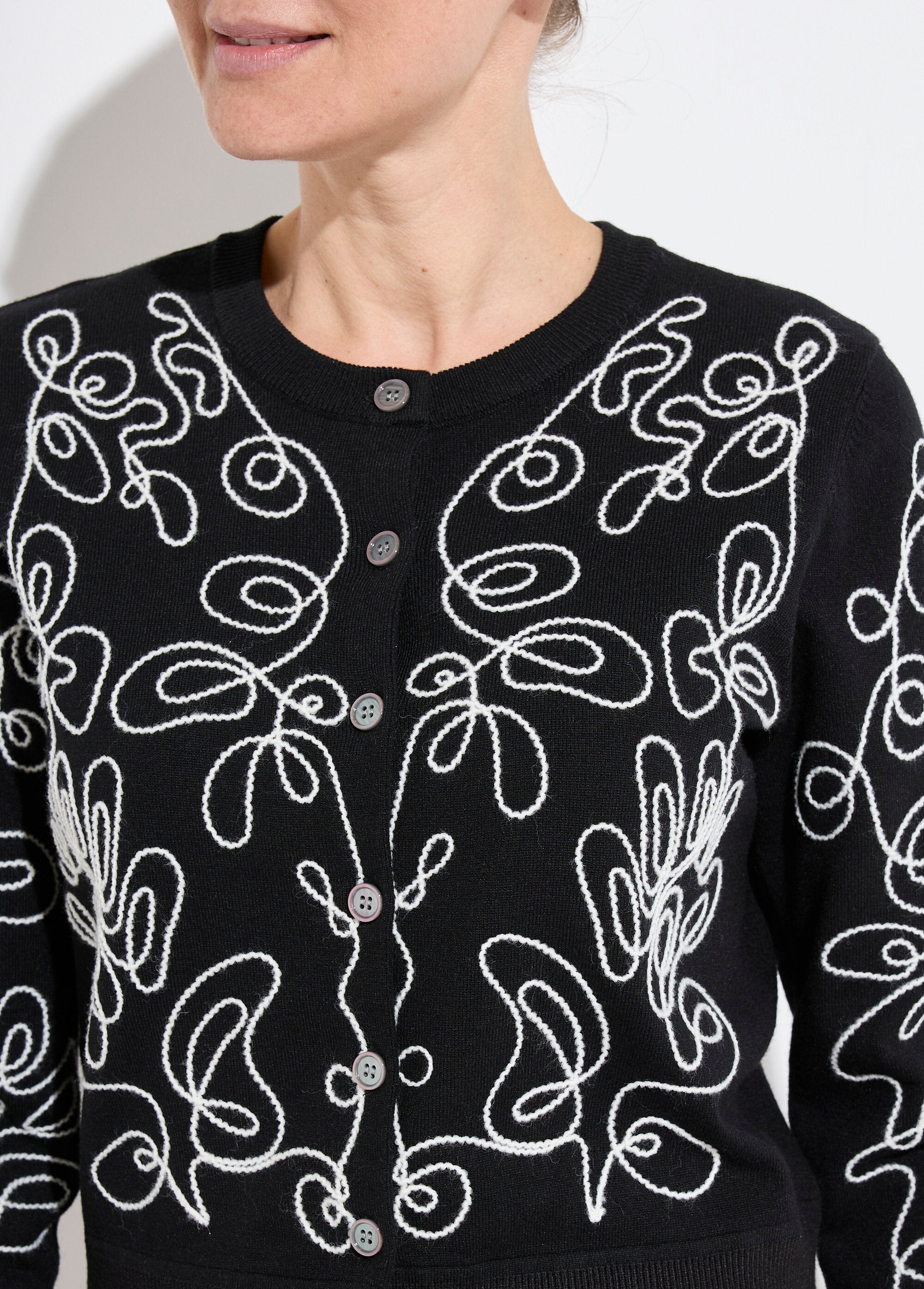 Embroidered_short_button-down_cardigan_vest_Black_and_ecru_DE1_slim