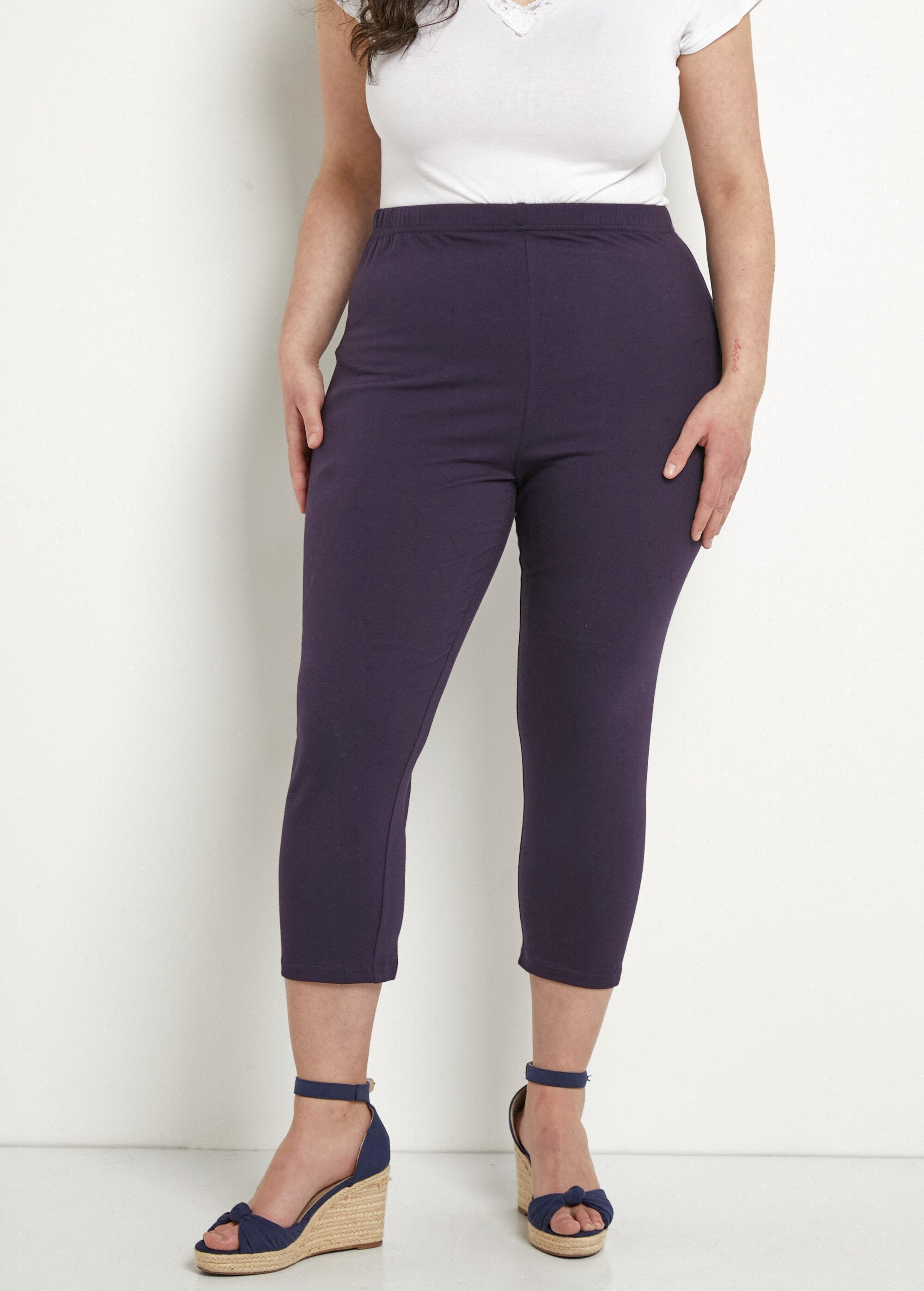 Short_leggings_with_elasticated_waistband_in_cotton_Plain_plum_FA1_curvy