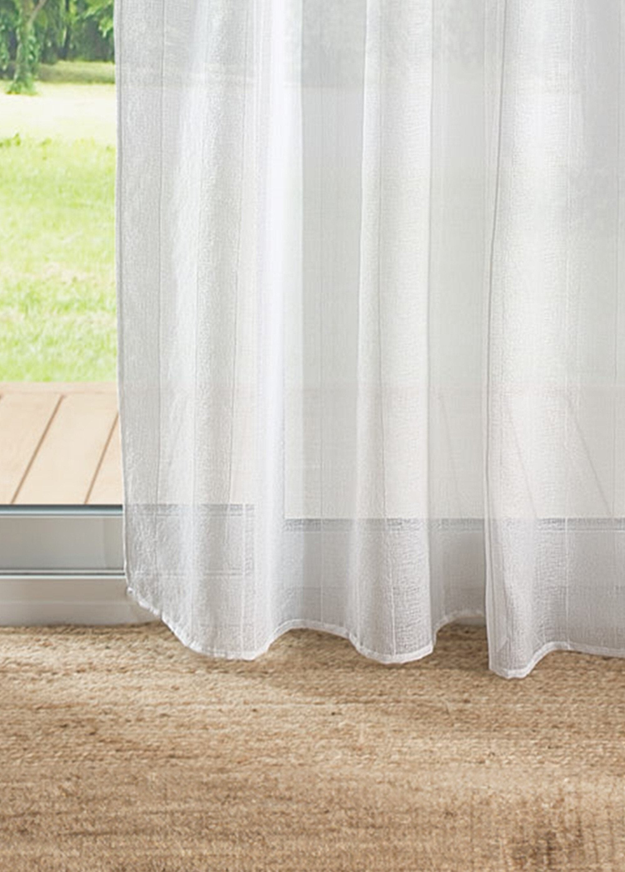 Fancy_woven_sheer_curtain,_gathering_braid_White_DE2_slim