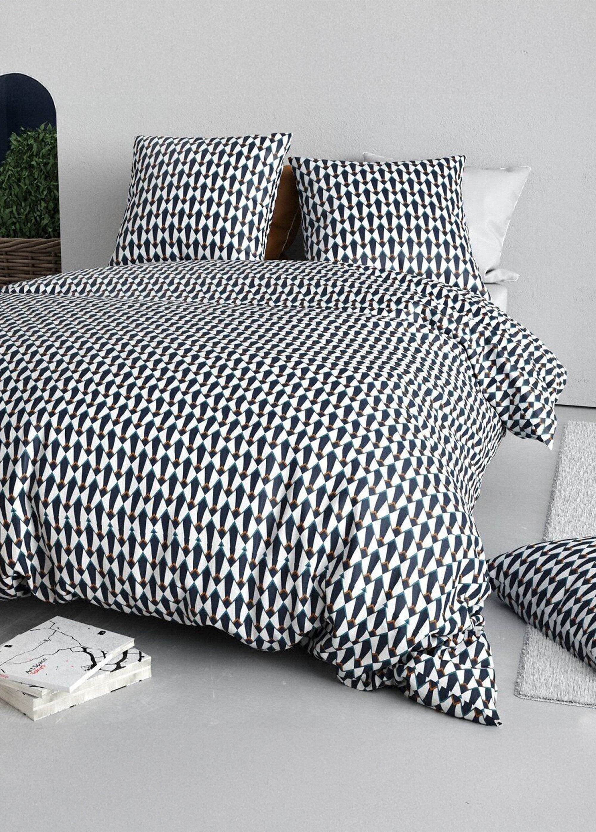 Cotton_duvet_cover_set_for_2_people,_Geo_Multico_DE1_slim