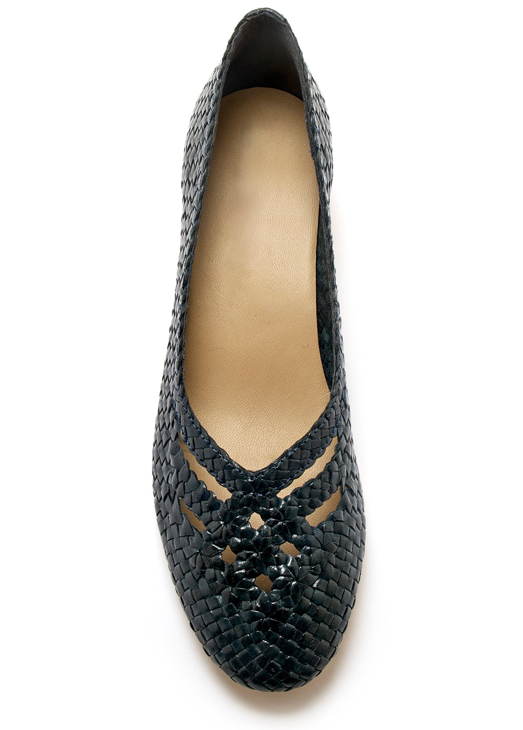 Comfort_width_braided_leather_pumps_Marine_OV1_slim