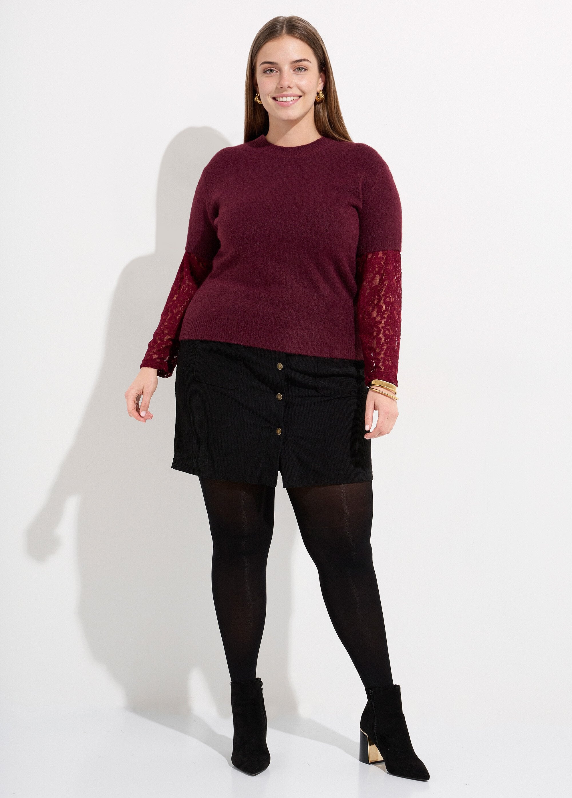 Warm_sweater_with_wool_and_lace_sleeves_Bordeaux_SF1_curvy