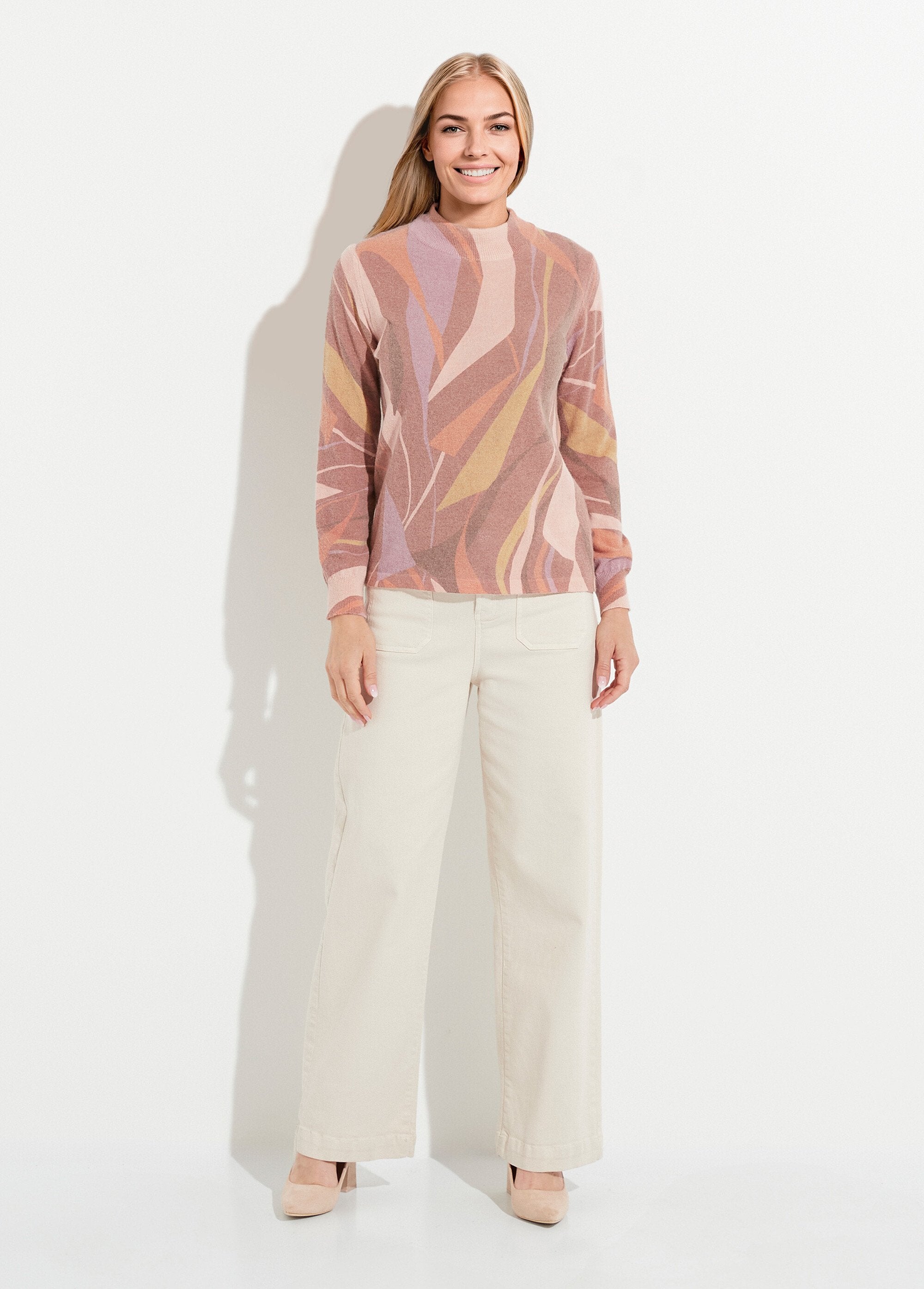 Fine,_warm,_high-neck_sweater_with_wool_and_printed_angora_Hazelnut_and_beige_SF1_slim