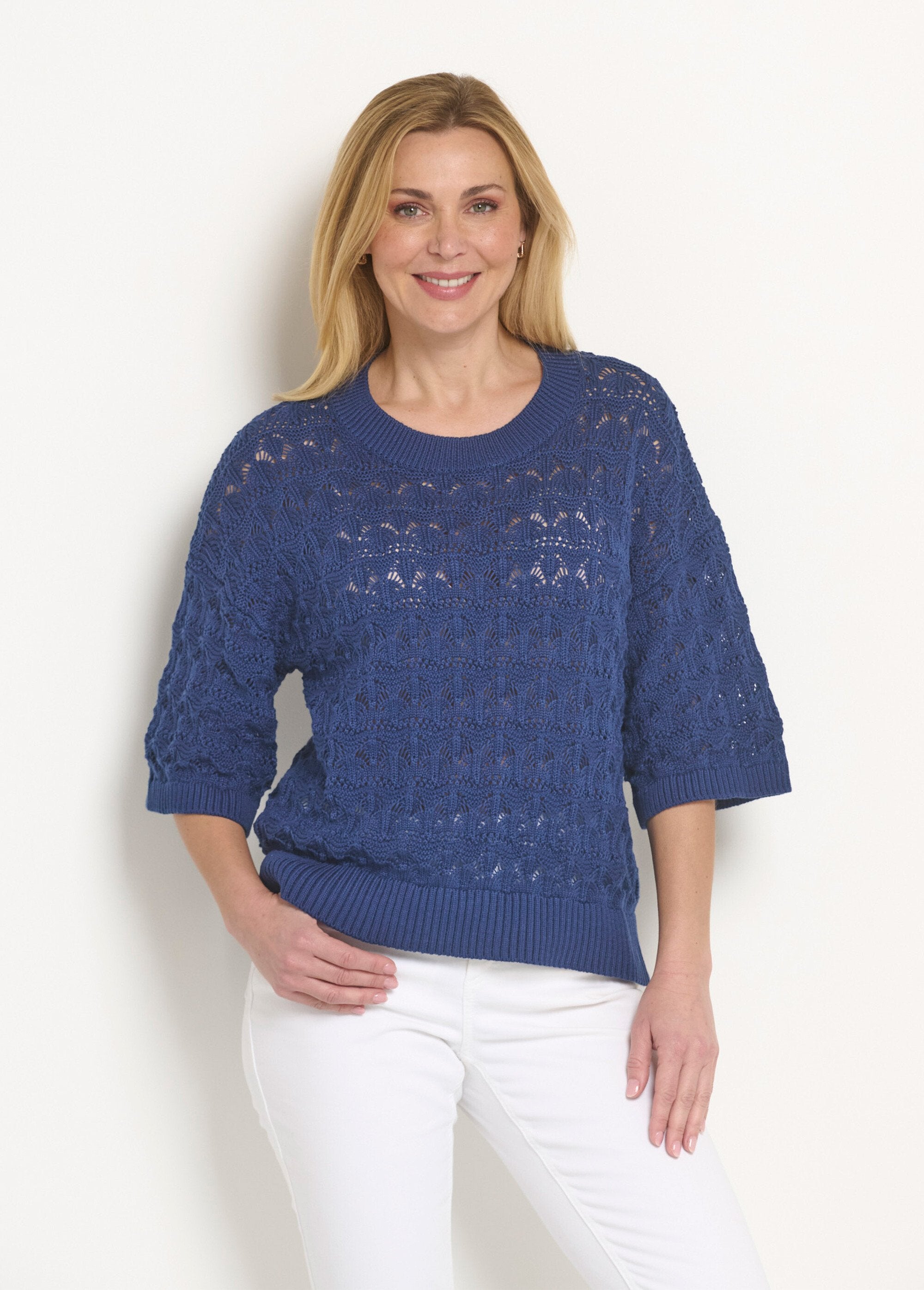 Short-sleeved_openwork_knit_sweater_Indigo_FA1_slim