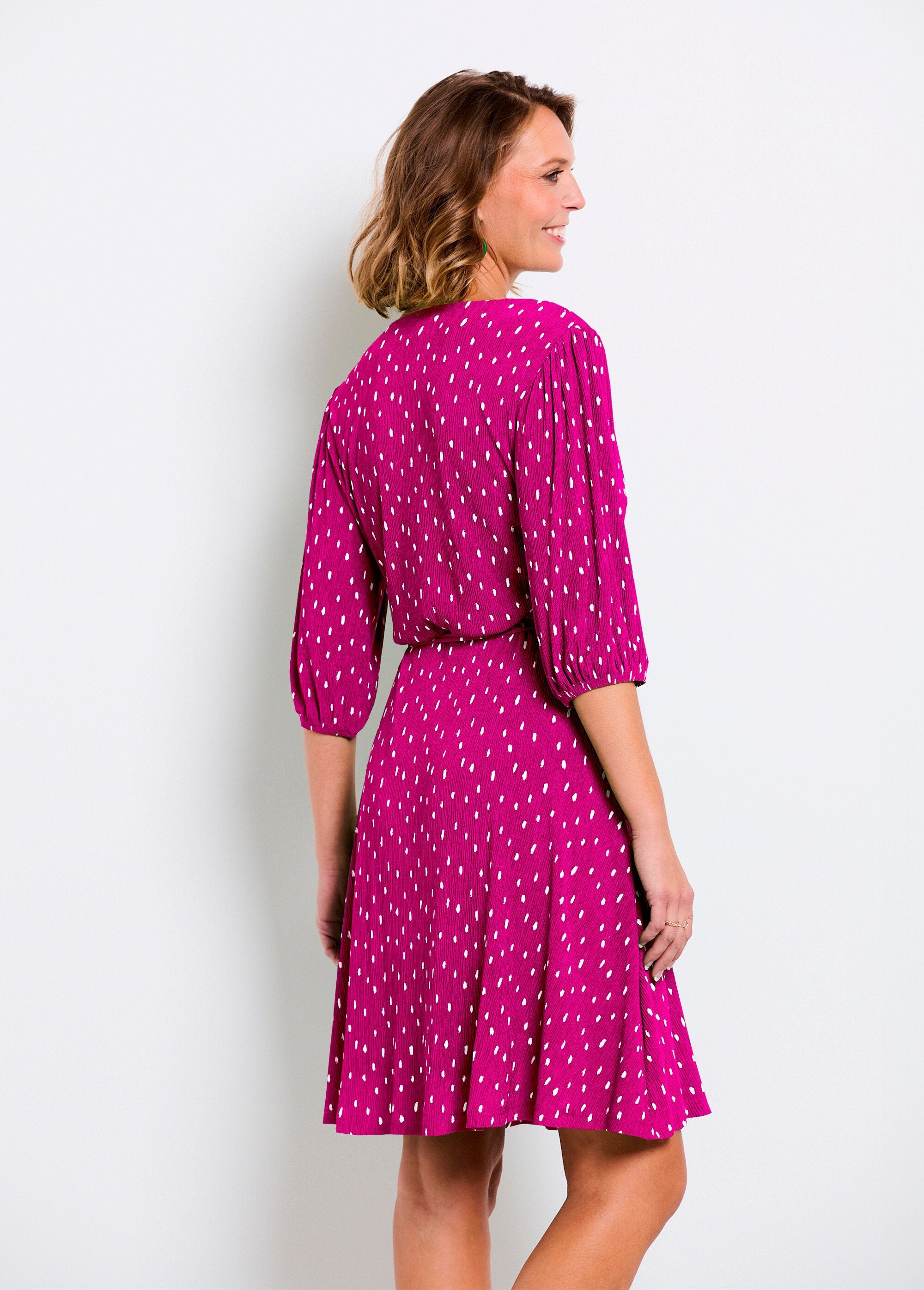 Short_wrap_dress_with_polka_dot_print_Purple_and_white_DO1_slim
