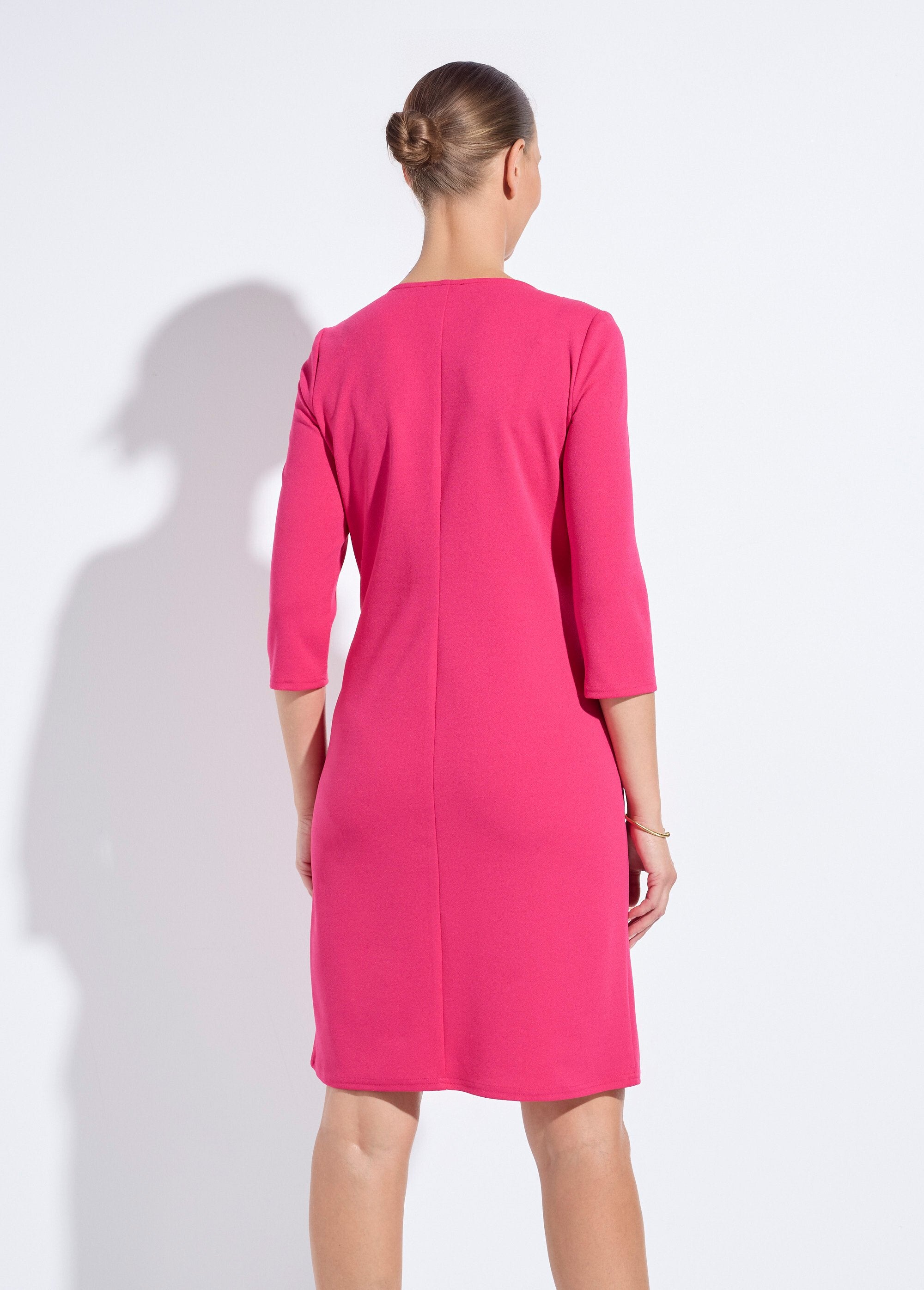 Straight_dress_with_3/4_sleeves_in_soft_knit_Fuchsia_DO1_slim