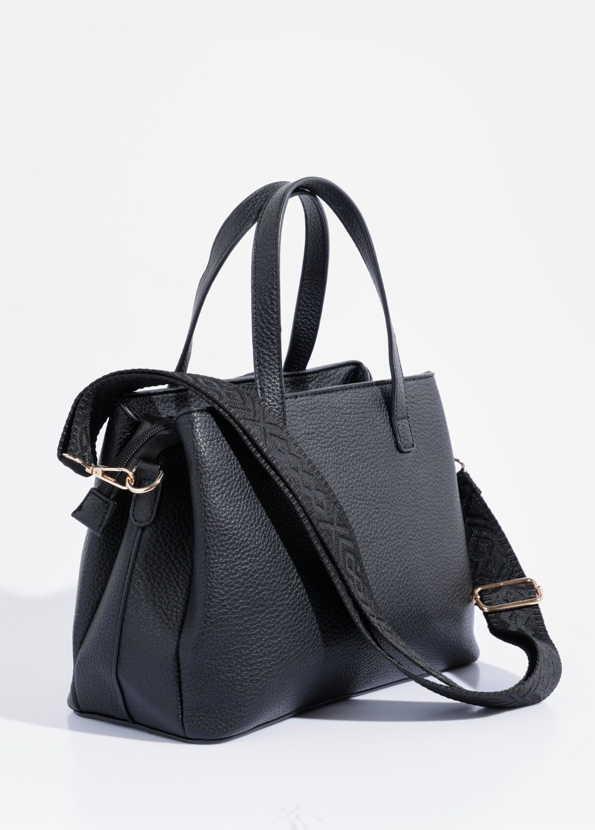 Handbag_carried_on_the_shoulder_or_by_hand_Black_DO1_slim