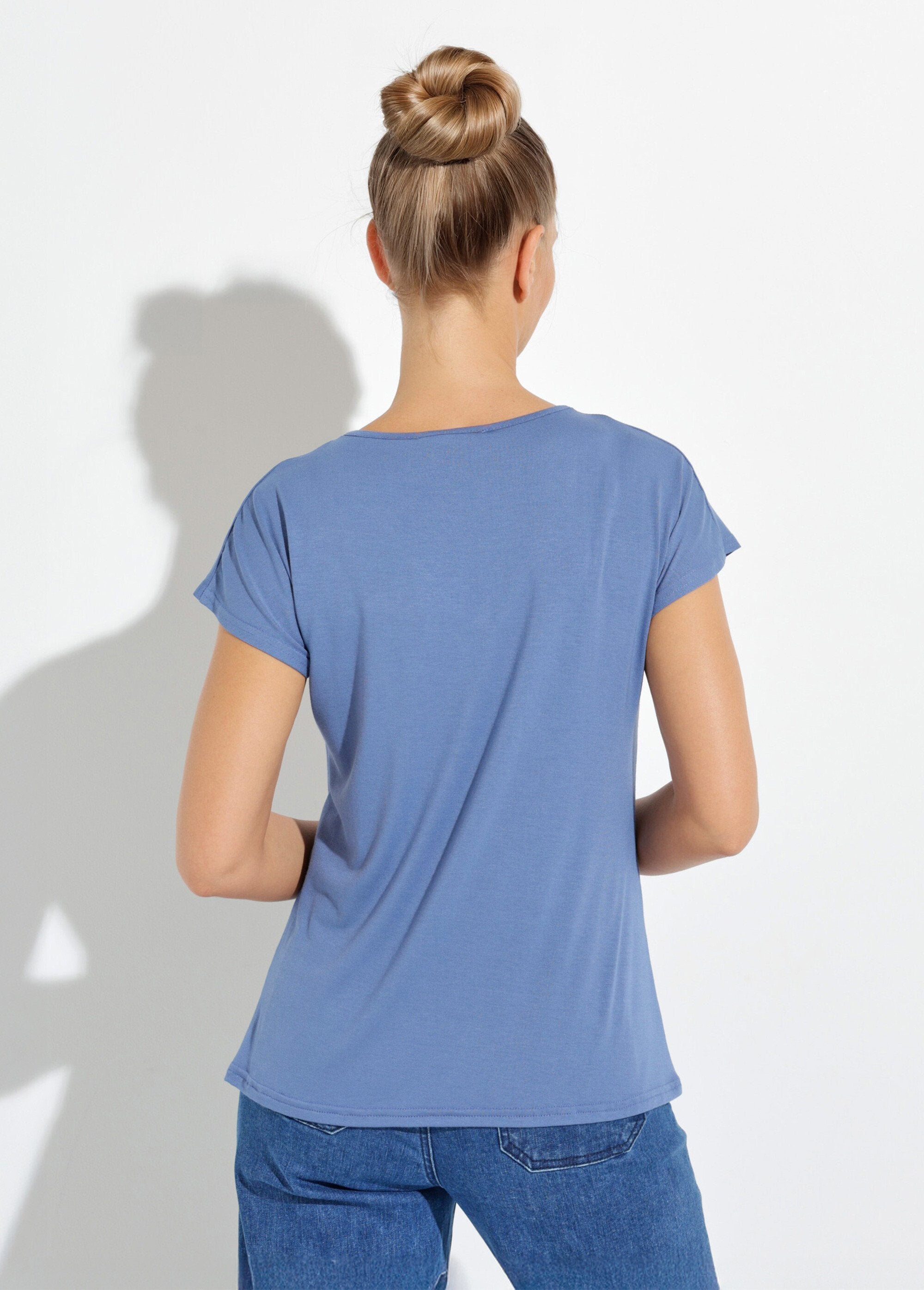 Short_stretch_lace_t-shirt_Storm_blue_DO1_slim