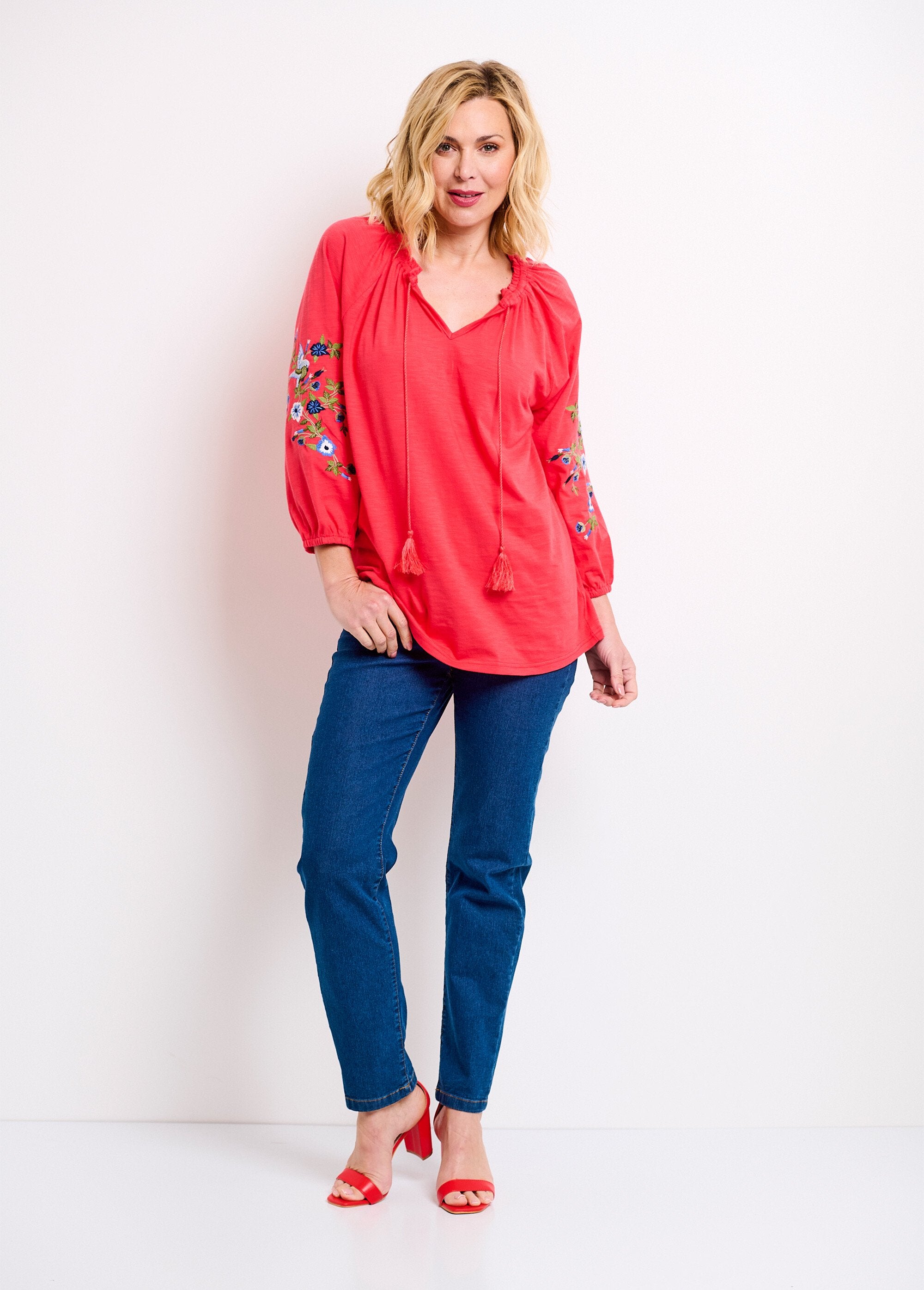 Long_embroidered_t-shirt_with_3/4_sleeves_Capucine_SF1_slim