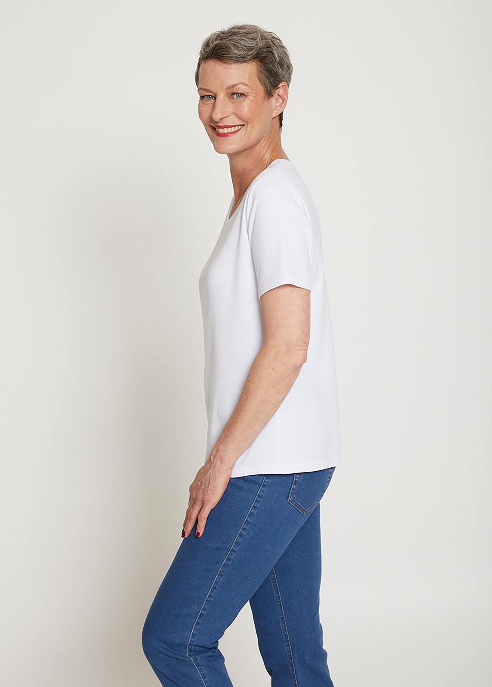 Straight-cut_organic_cotton_T-shirt_with_message_Ecru_DR1_slim