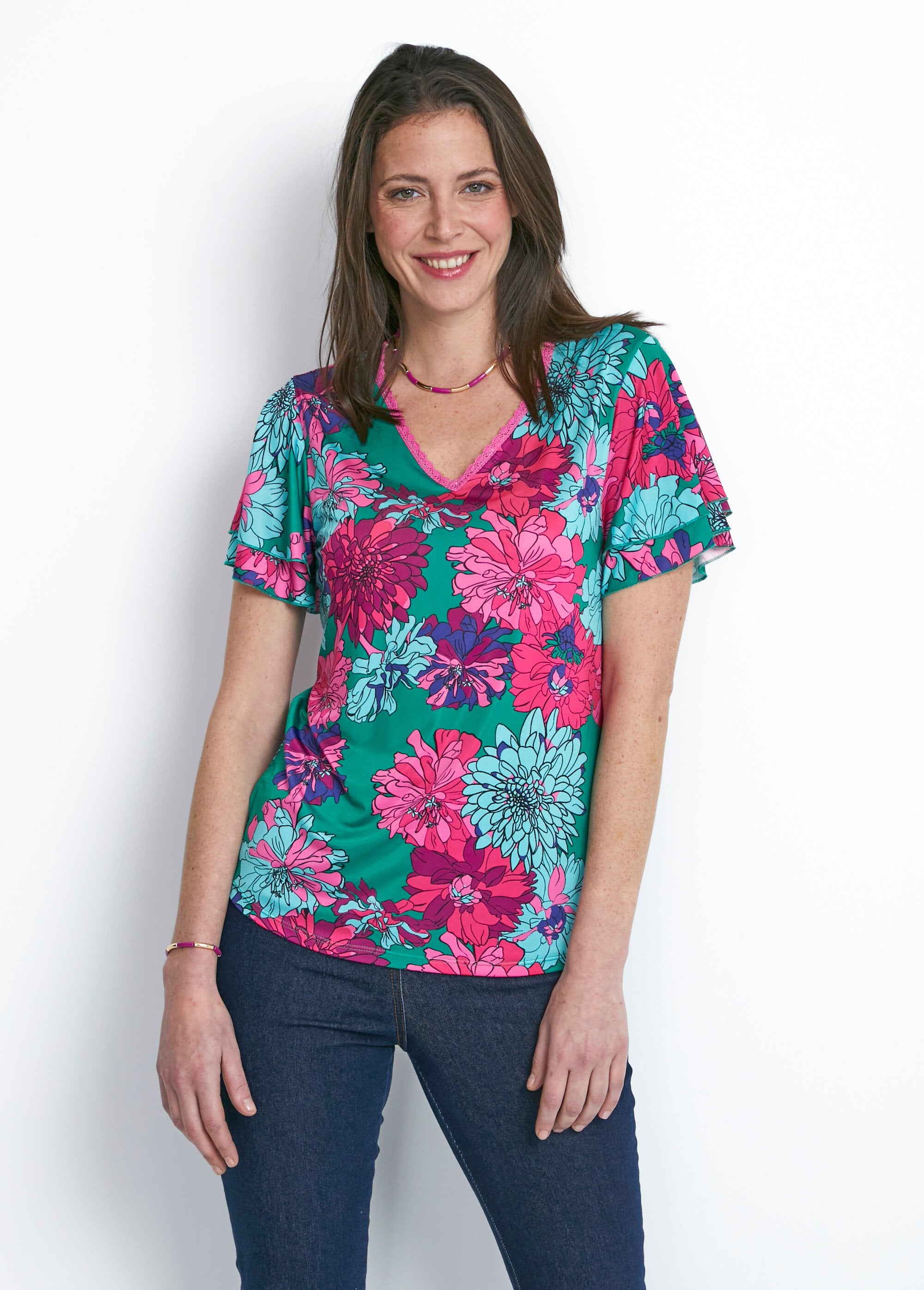Short-sleeved_ruffled_t-shirt_Green_and_fuchsia_FA1_slim