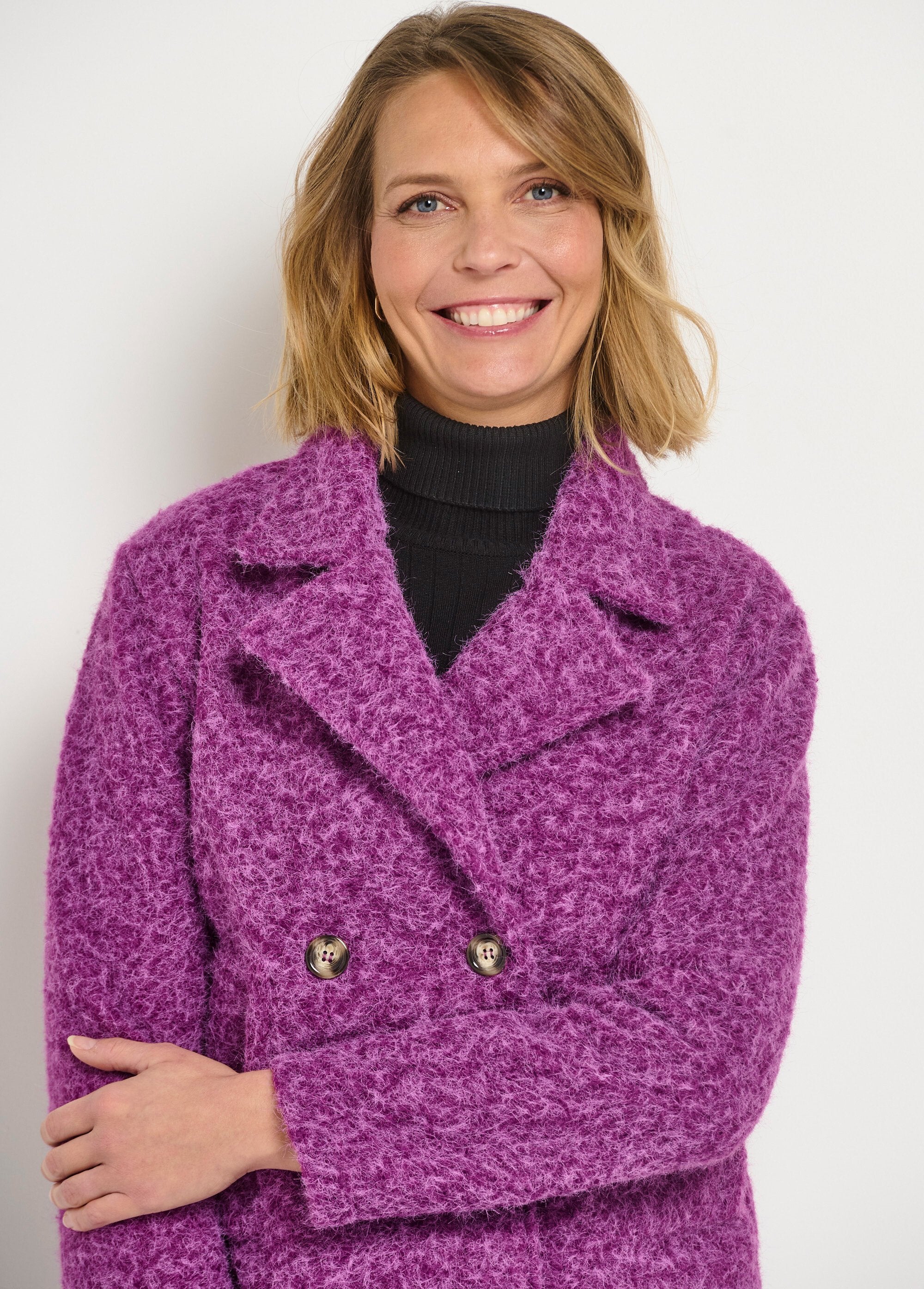 Short_wool-look_pea_coat_Mangenta_DE1_slim