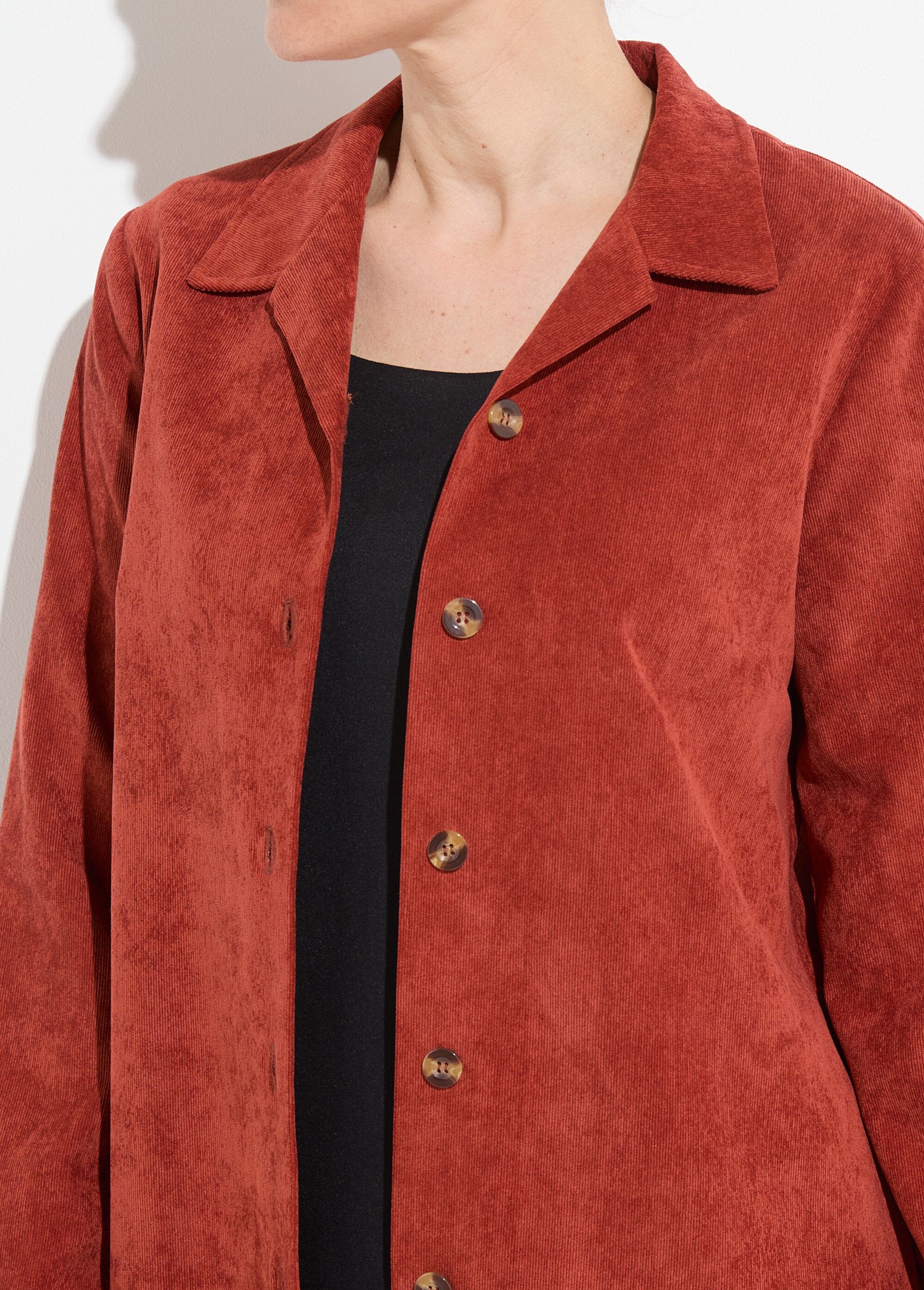 Milleraies_velvet_overshirt_jacket_with_tailored_collar_Spicy_DE1_slim