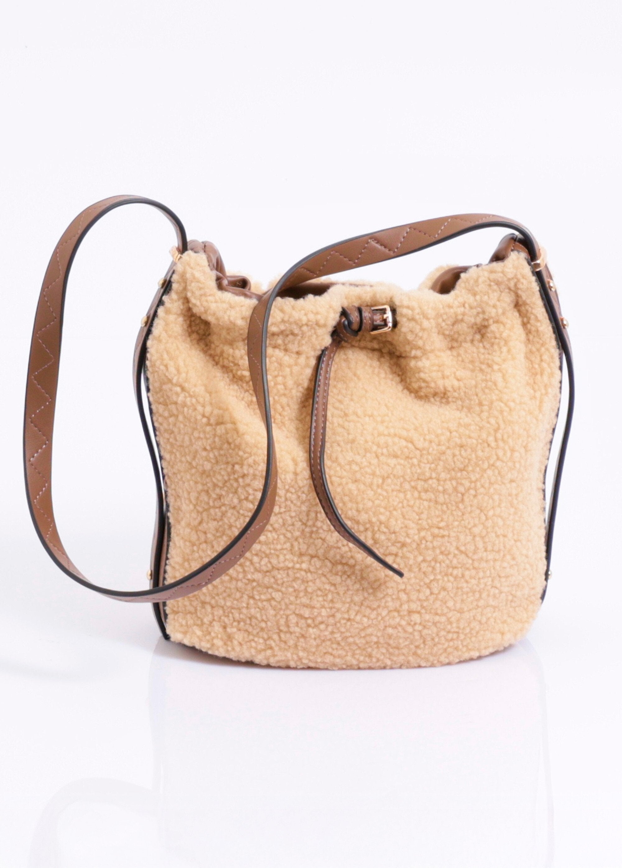 Bucket_bag_in_a_sheepskin_style,_faux_leather_Ecru_FA1_slim