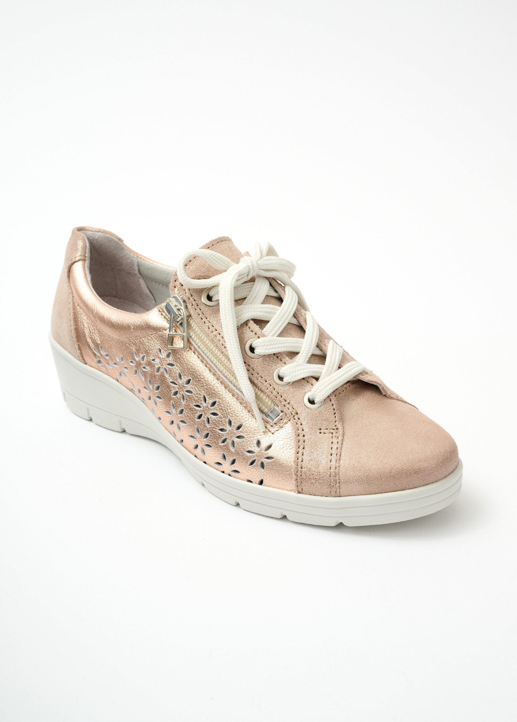 Wide_width_leather_lace-up_sneakers_Powdery_pink_FA1_slim