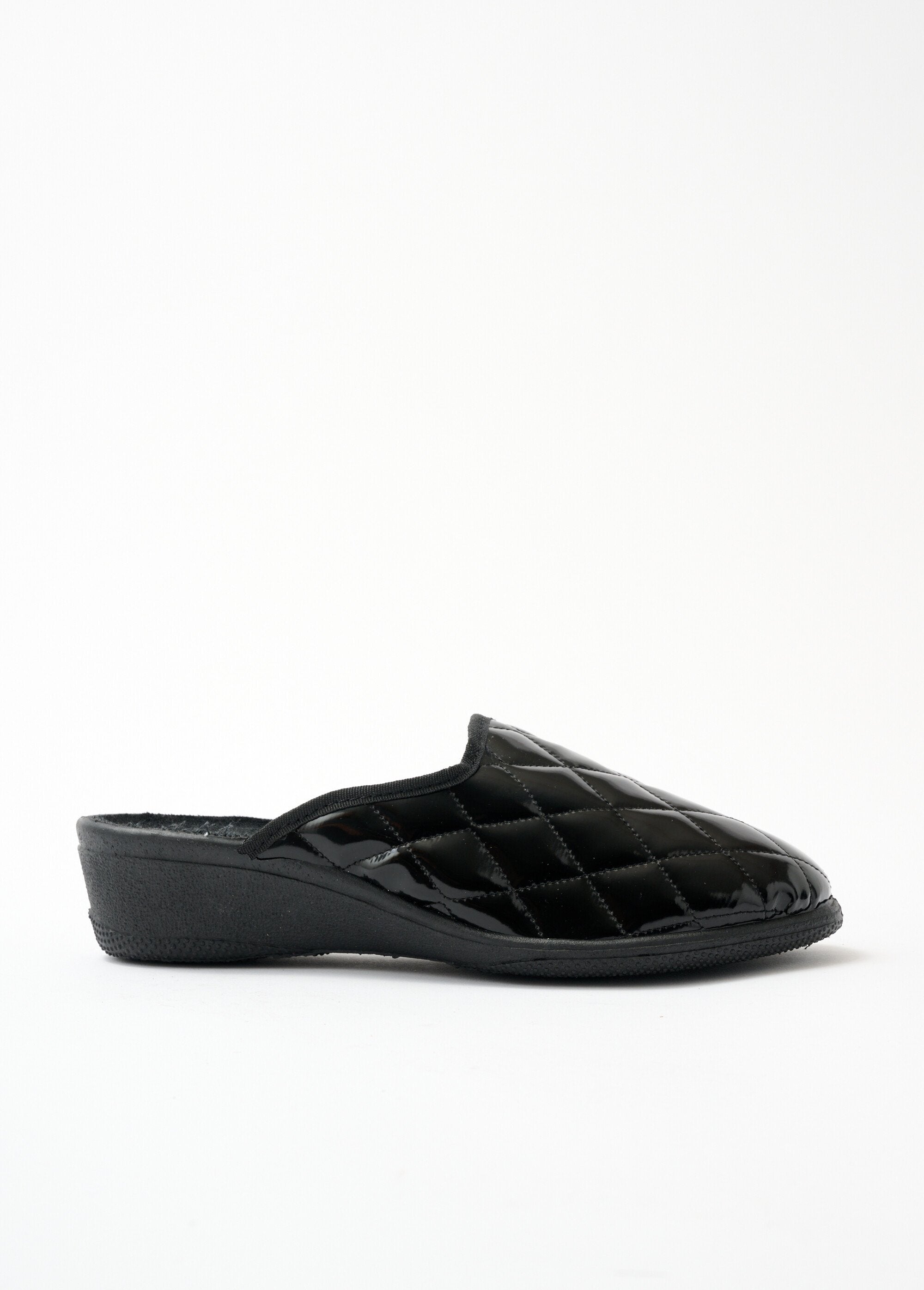 Comfort_width_mule_slippers_Black_varnish_DR1_slim