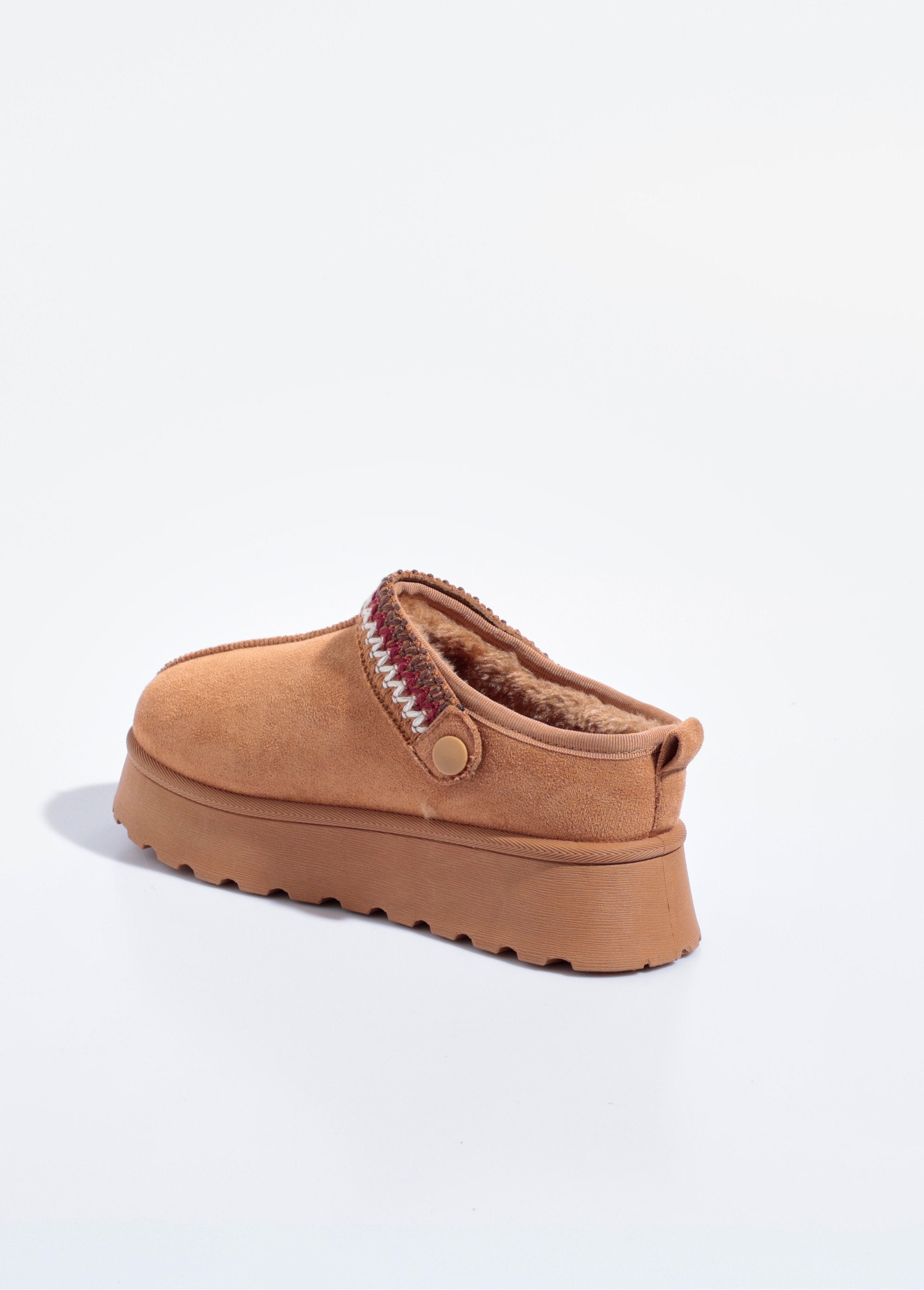 Mules_compensées_fourrées_patte_fantaisie_Camel_DO1_slim