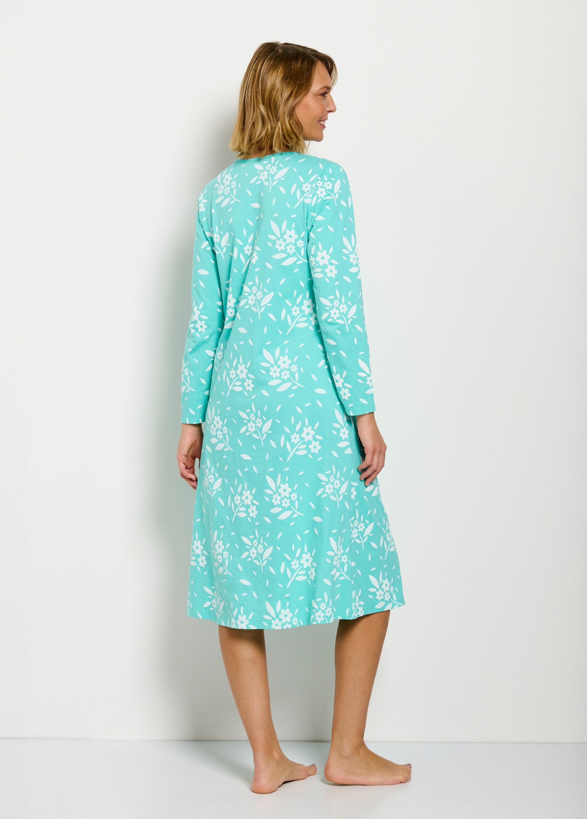 Mid-length_floral_cotton_buttoned_nightdress_Green_DO1_slim