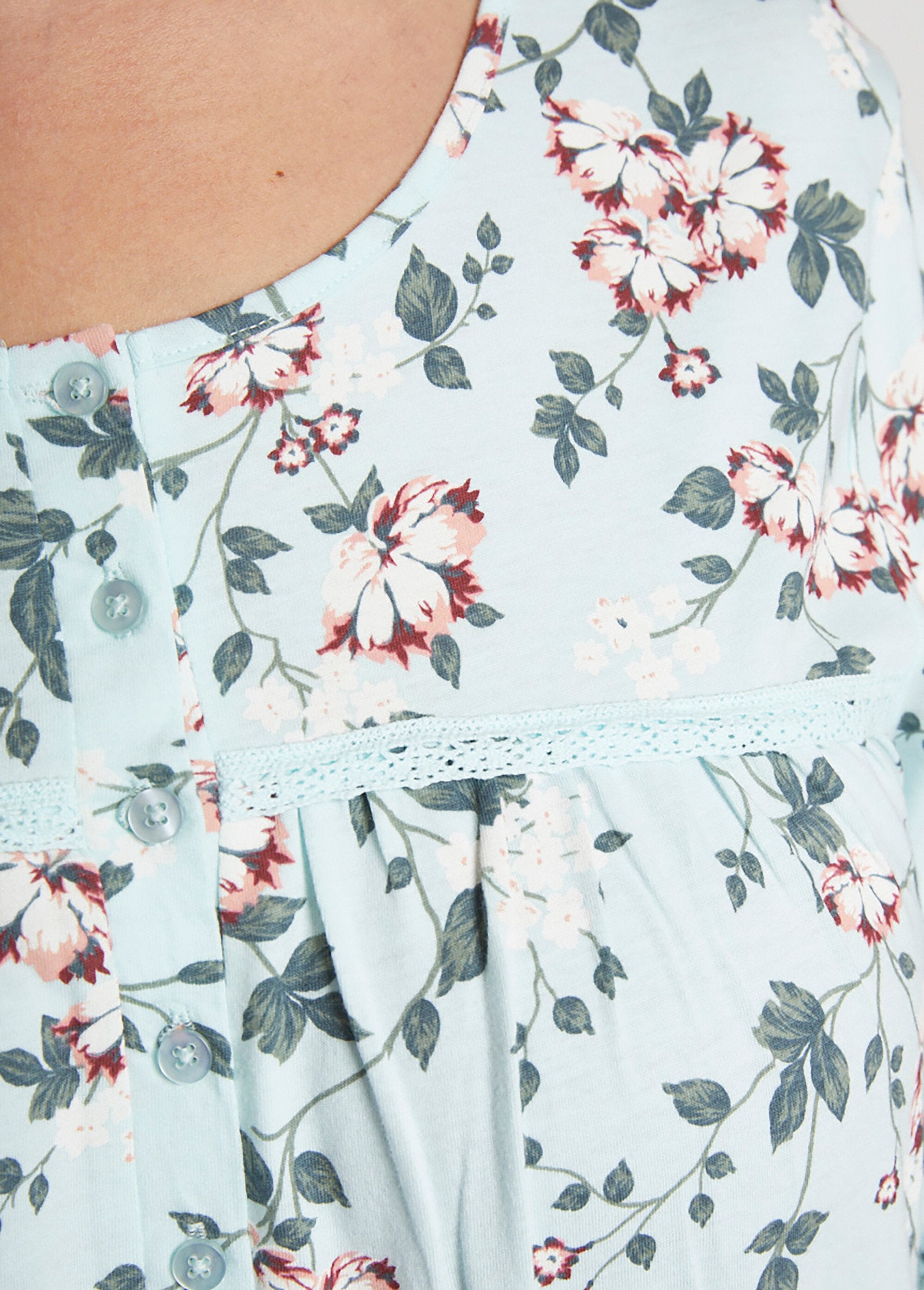 Long_buttoned_floral_cotton_nightgown_Mint_DE2_curvy