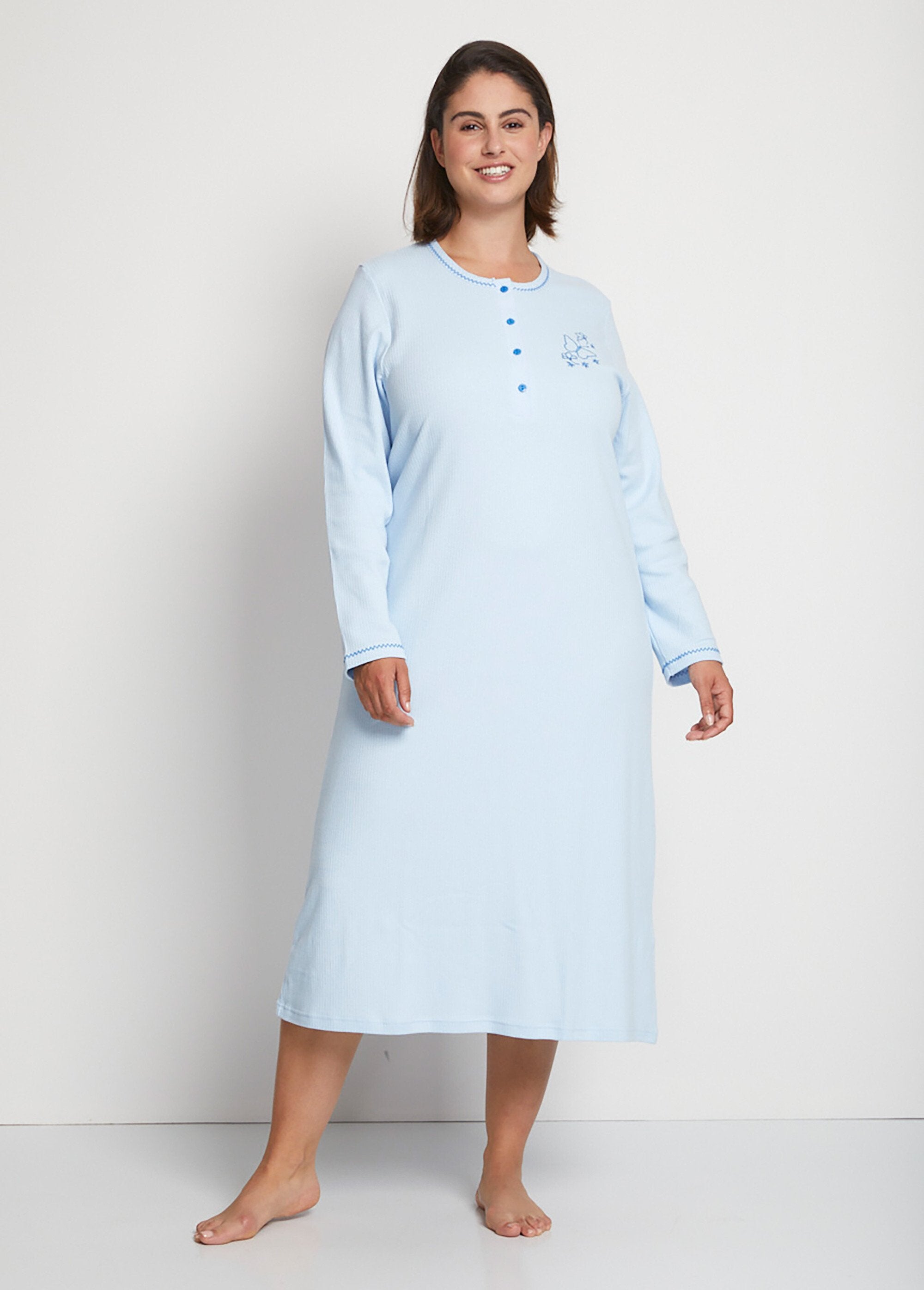 Embroidered_t-shirt_nightgown_Blue_FA1_curvy