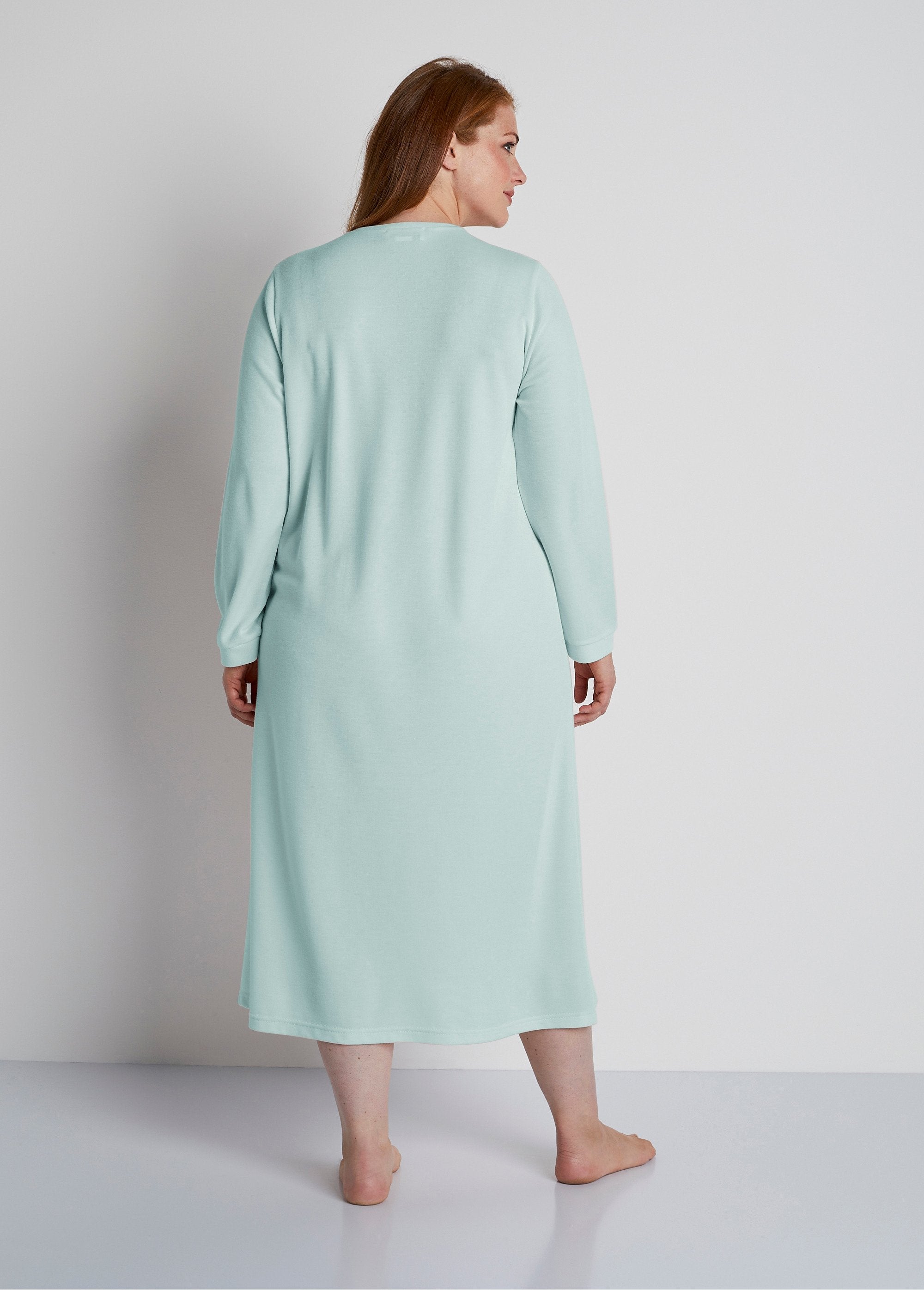 Anti-static_buttoned_nightgown_Mint_DO1_curvy