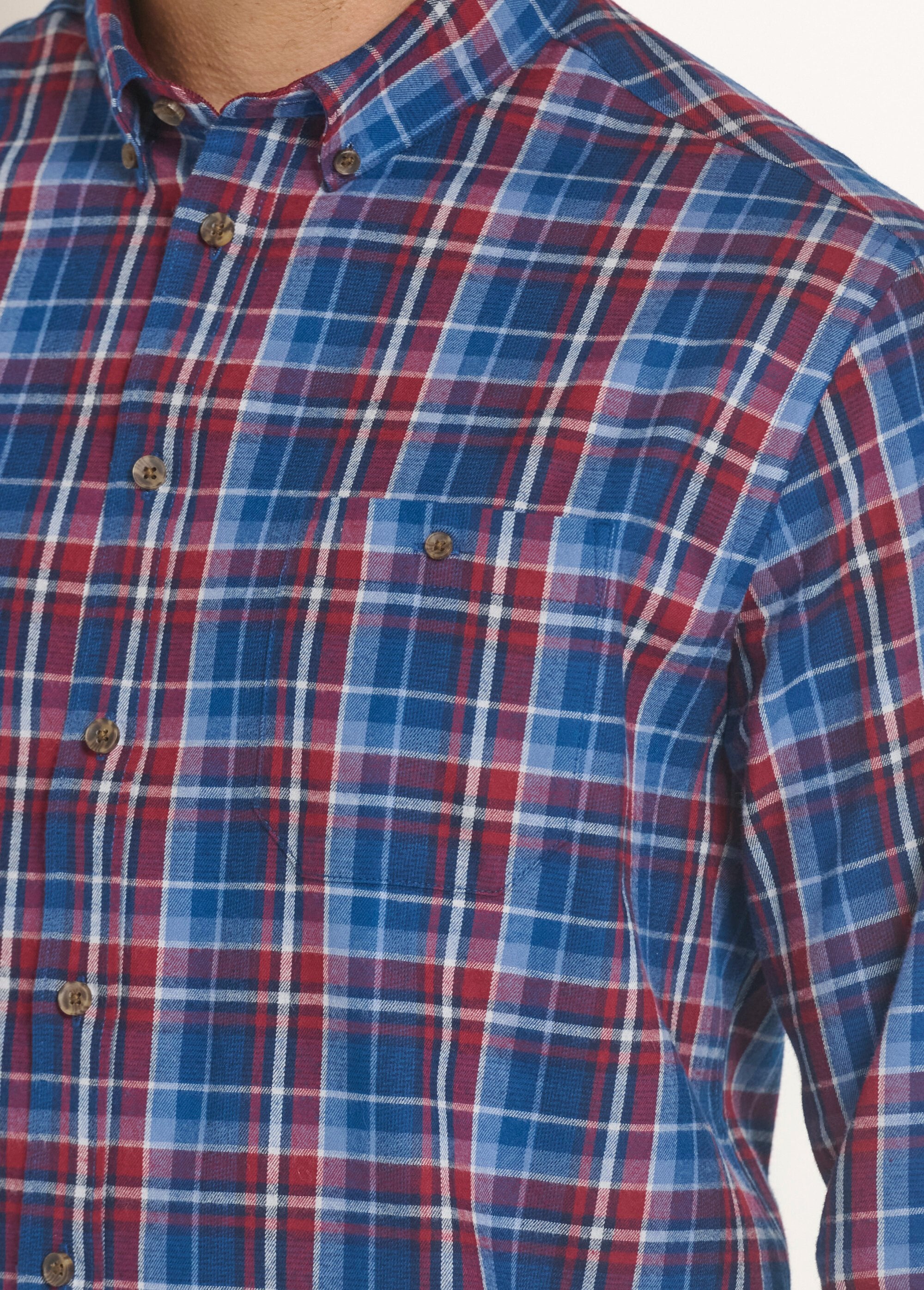 Flannel_shirt_with_velvet_details,_bright_Blue_tiles_DE1_slim