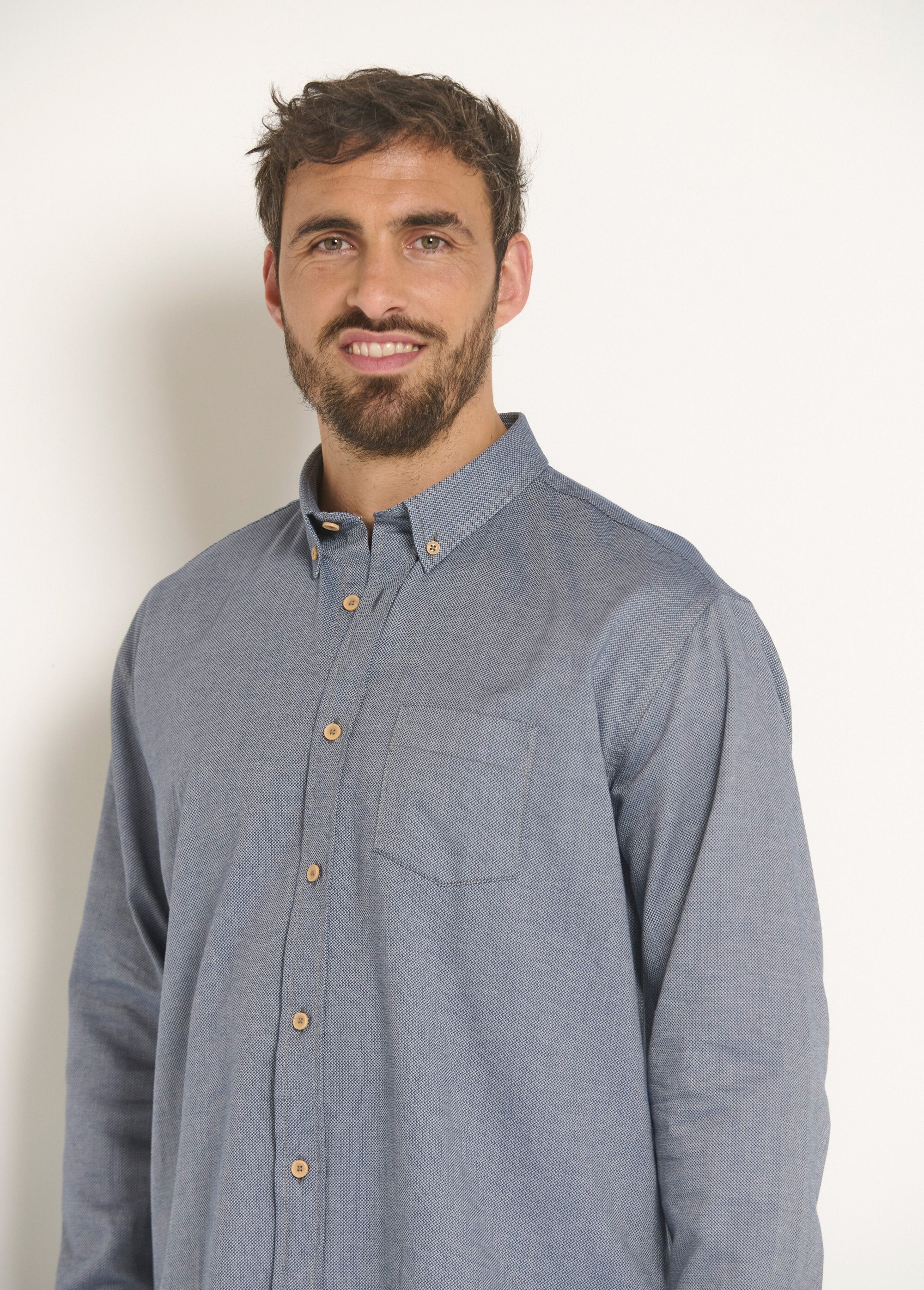 Long-sleeved_embossed_cotton_shirt_Blue_DE1_slim