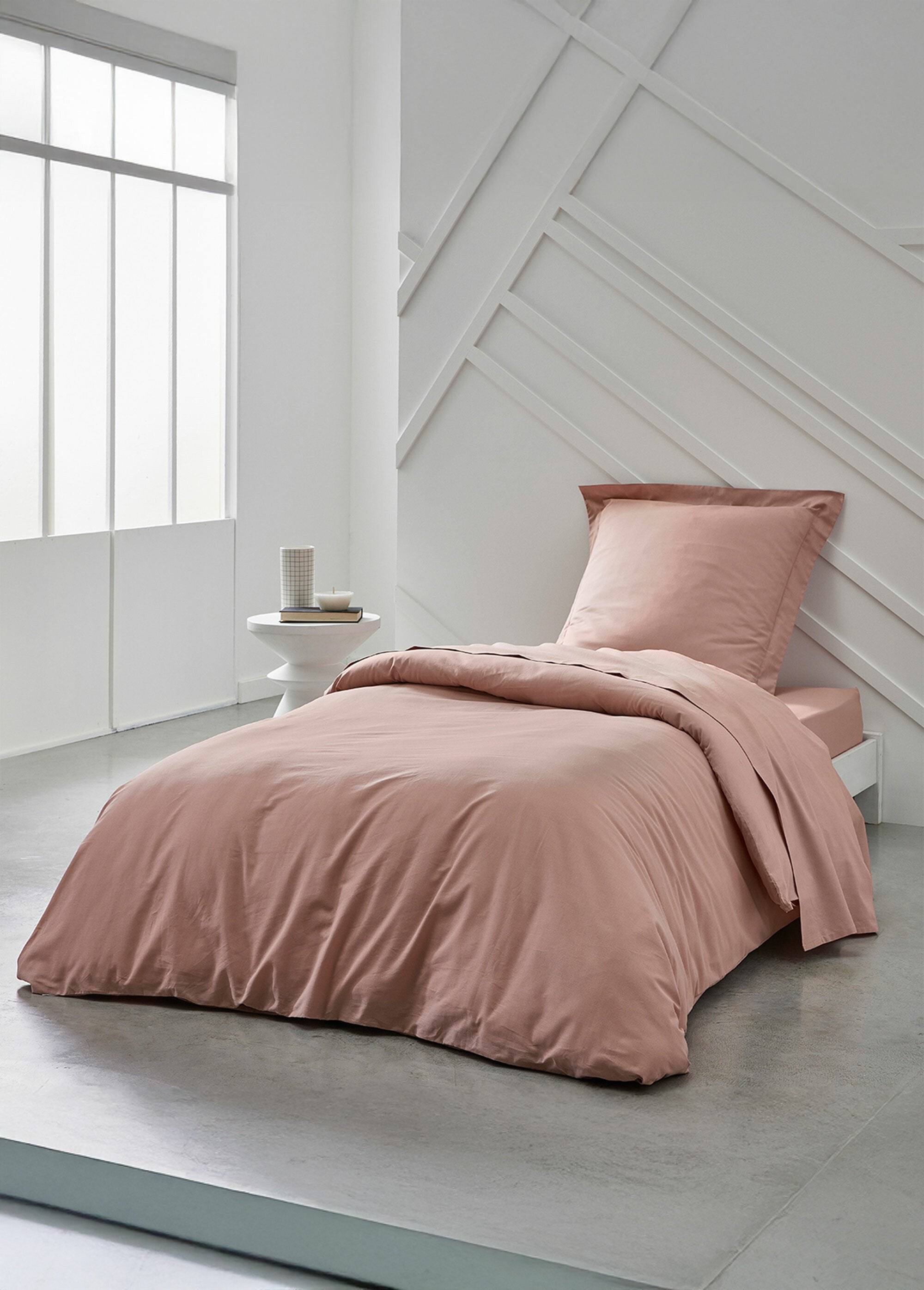 Plain_cotton_flat_sheet_Desert_rose_SF1_slim