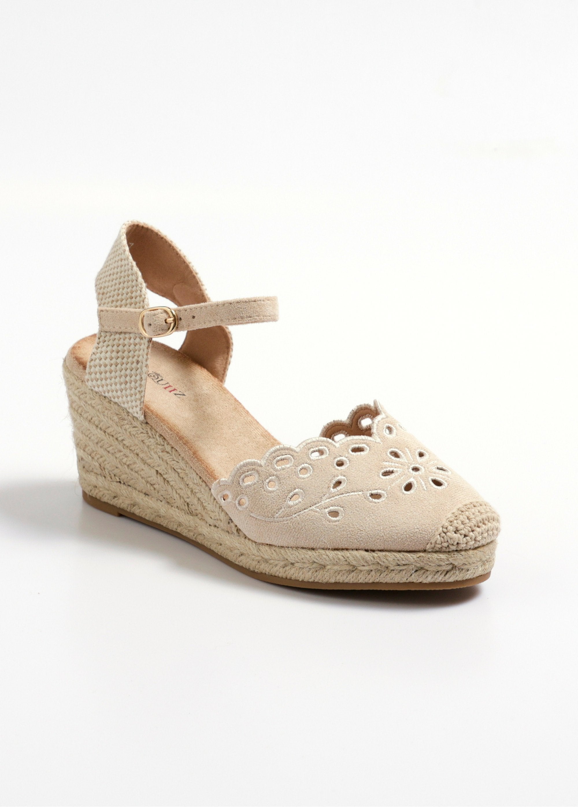 Wedge_espadrilles_with_openwork_details_Beige_FA1_slim