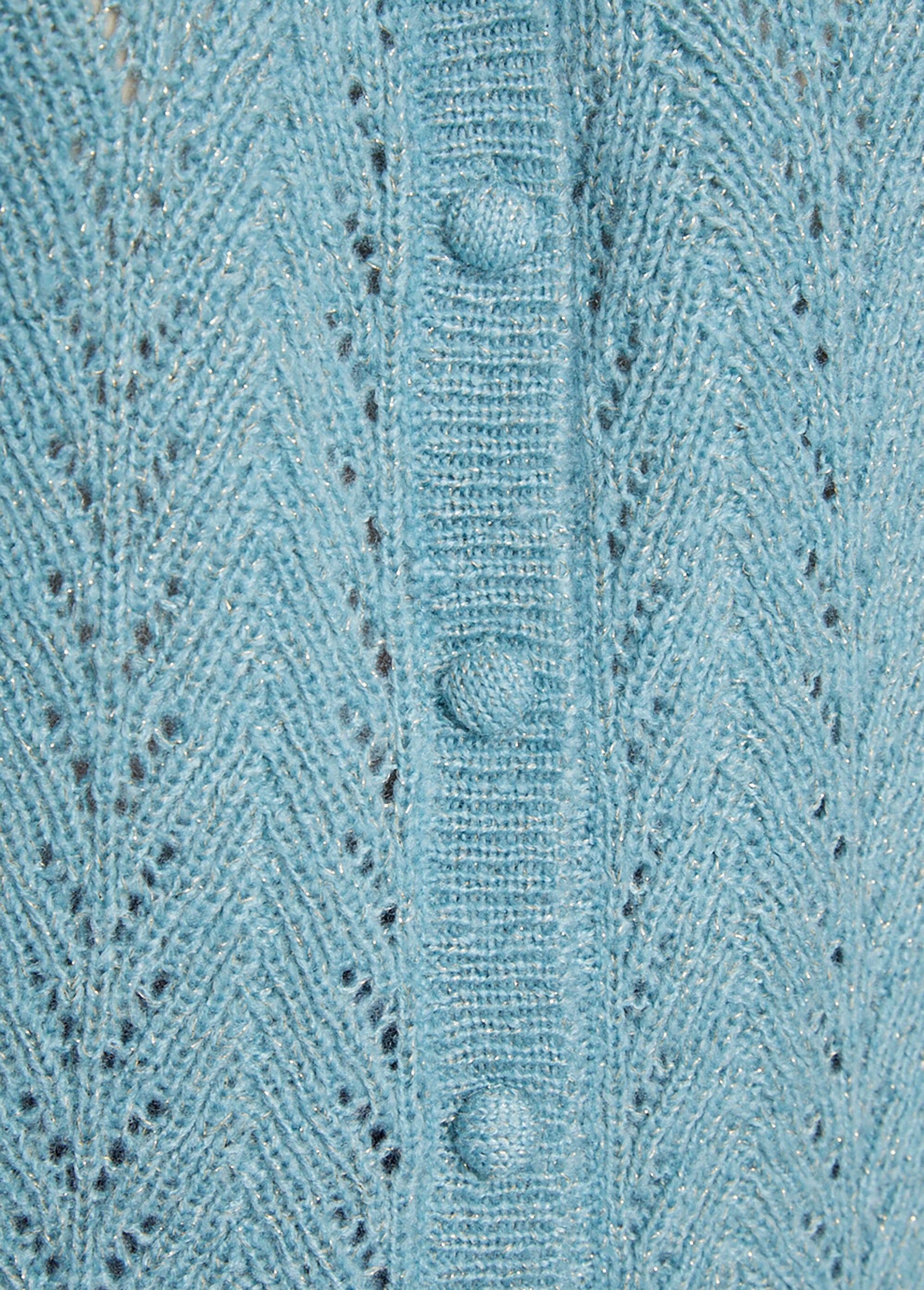 Buttoned_vest_with_recycled_fibers_Aqua_DE1_curvy