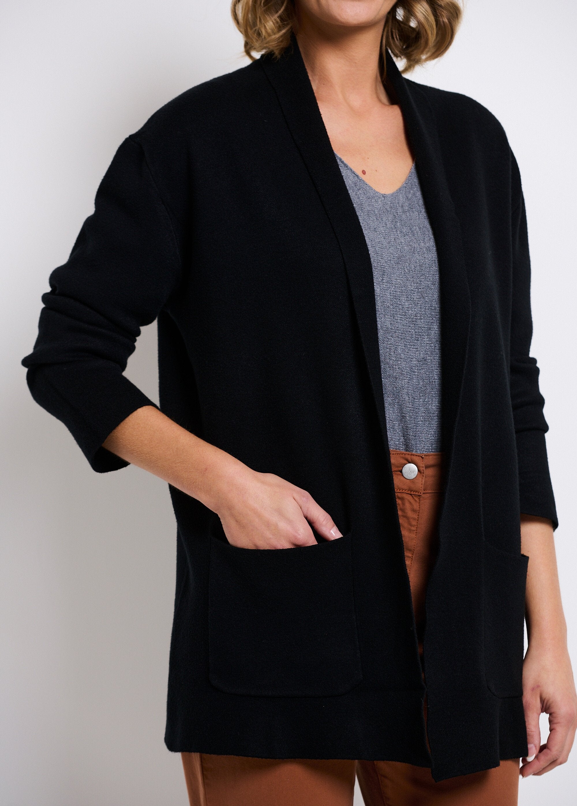 Long_thick_knit_cardigan_with_shawl_collar_Black_DE1_slim