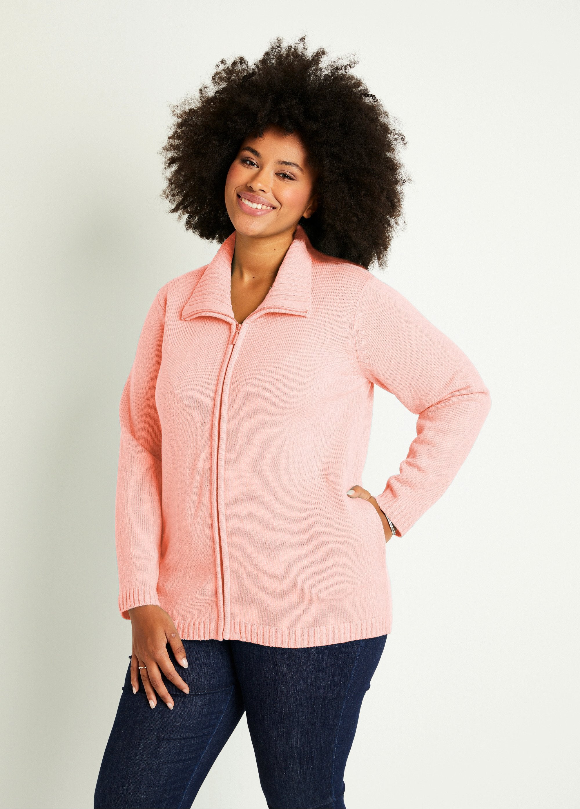 Long_plain_zipped_vest_Pink_FA1_curvy