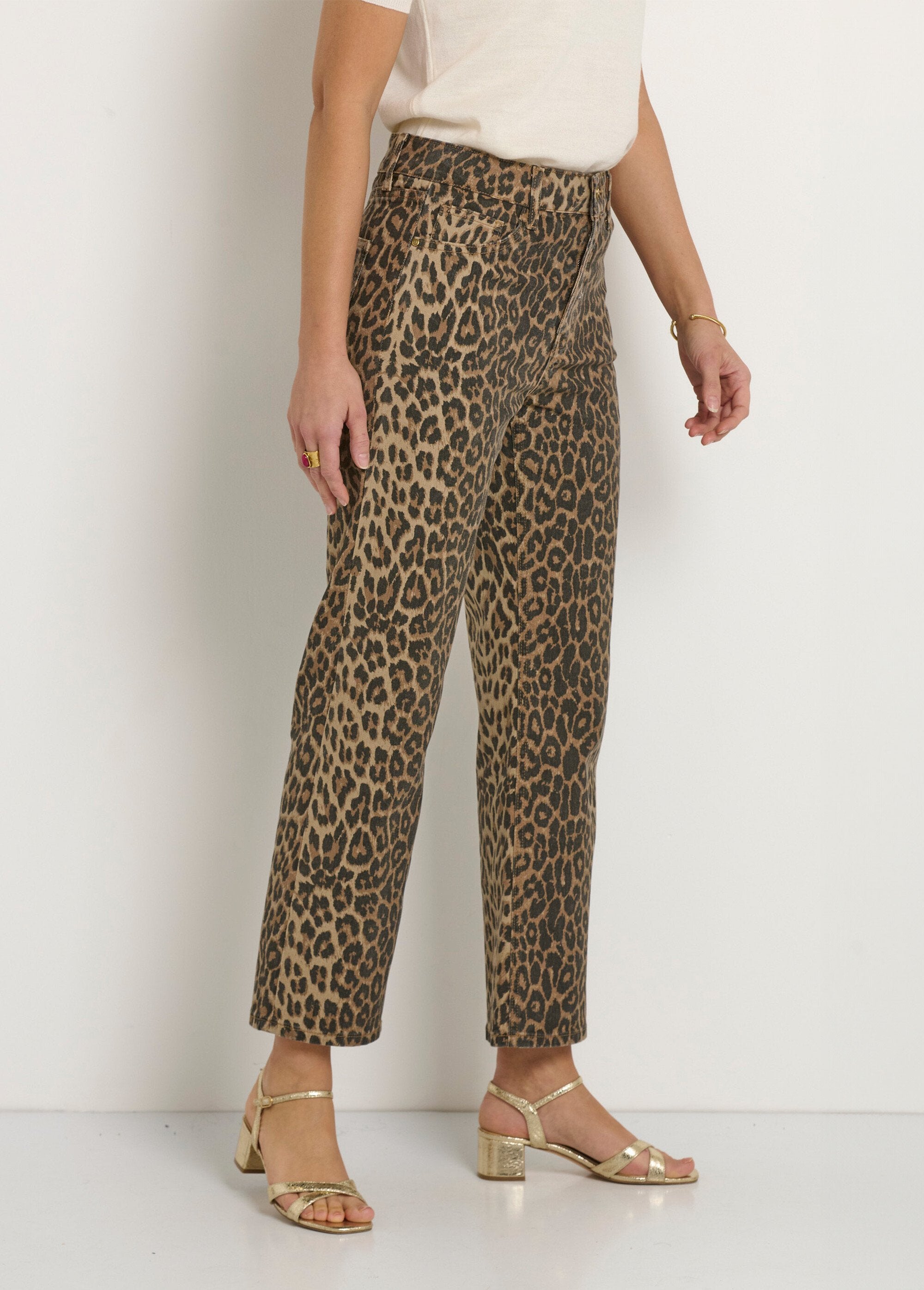 5-pocket_straight_leopard_print_jeans_Leopard_DR1_slim