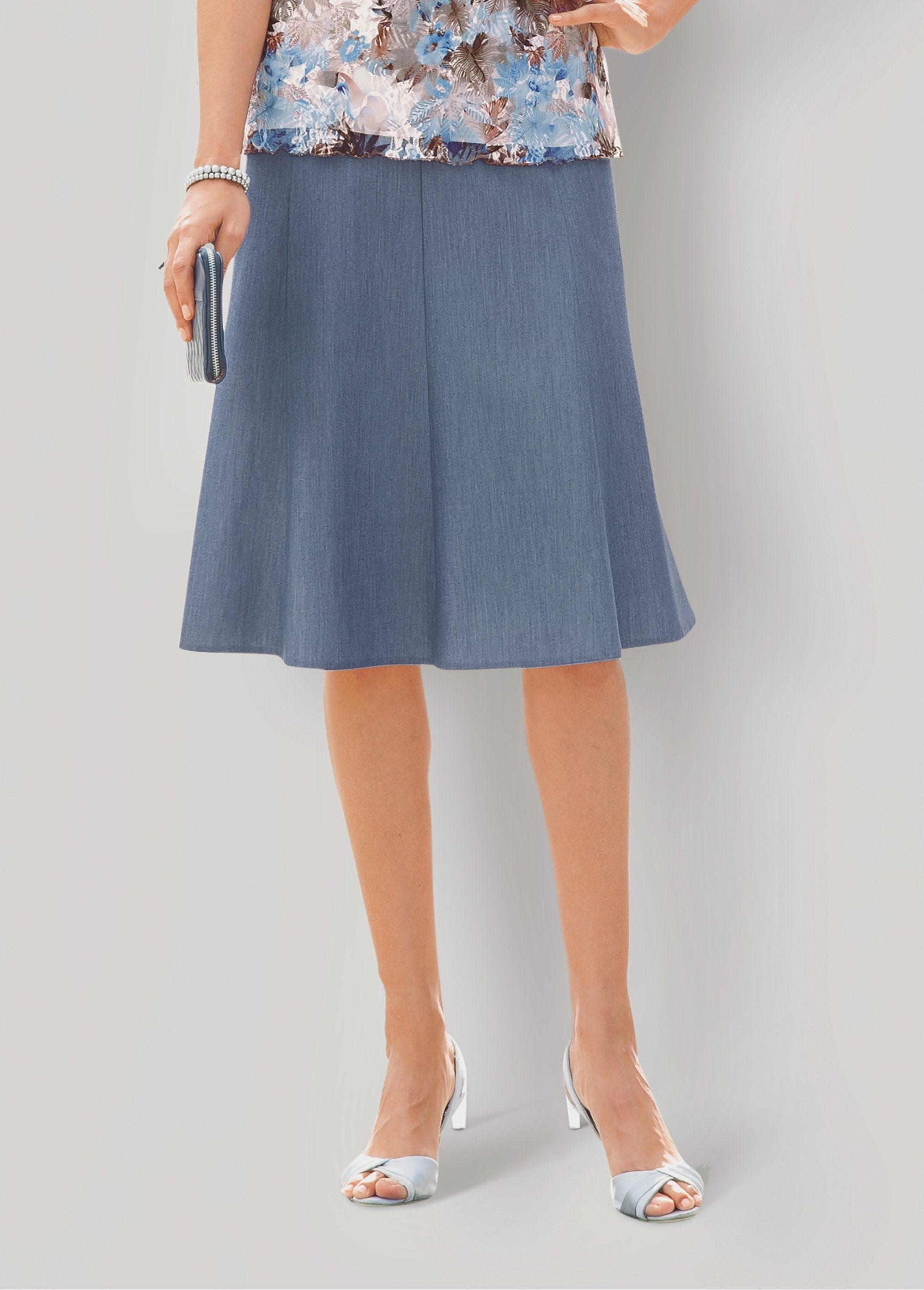 Flared_skirt_in_stretch_fabric_Blue_FA1_slim