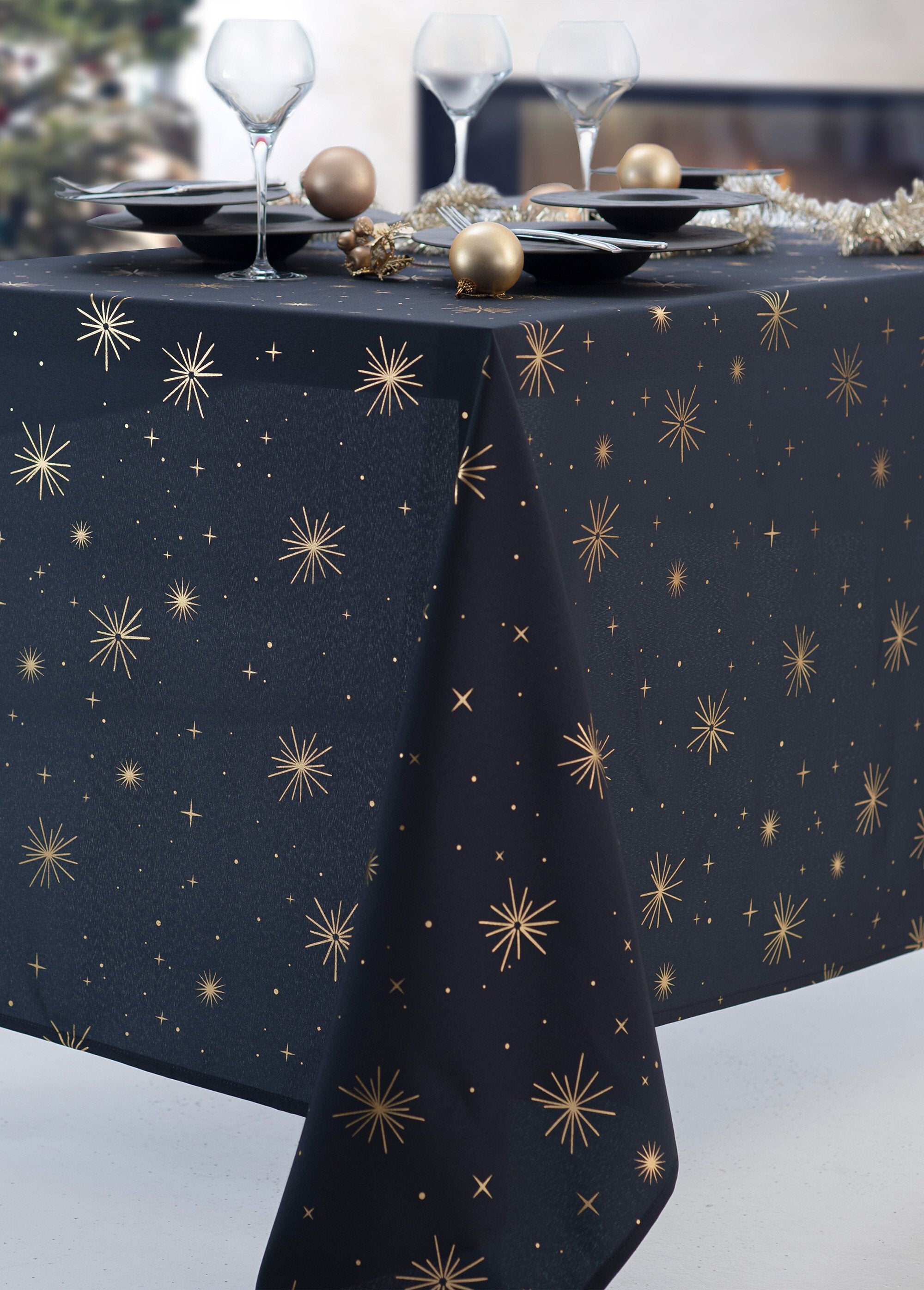 Nappe_de_fêtes_motif_constellation_Noir_et_jaune_FA1_slim