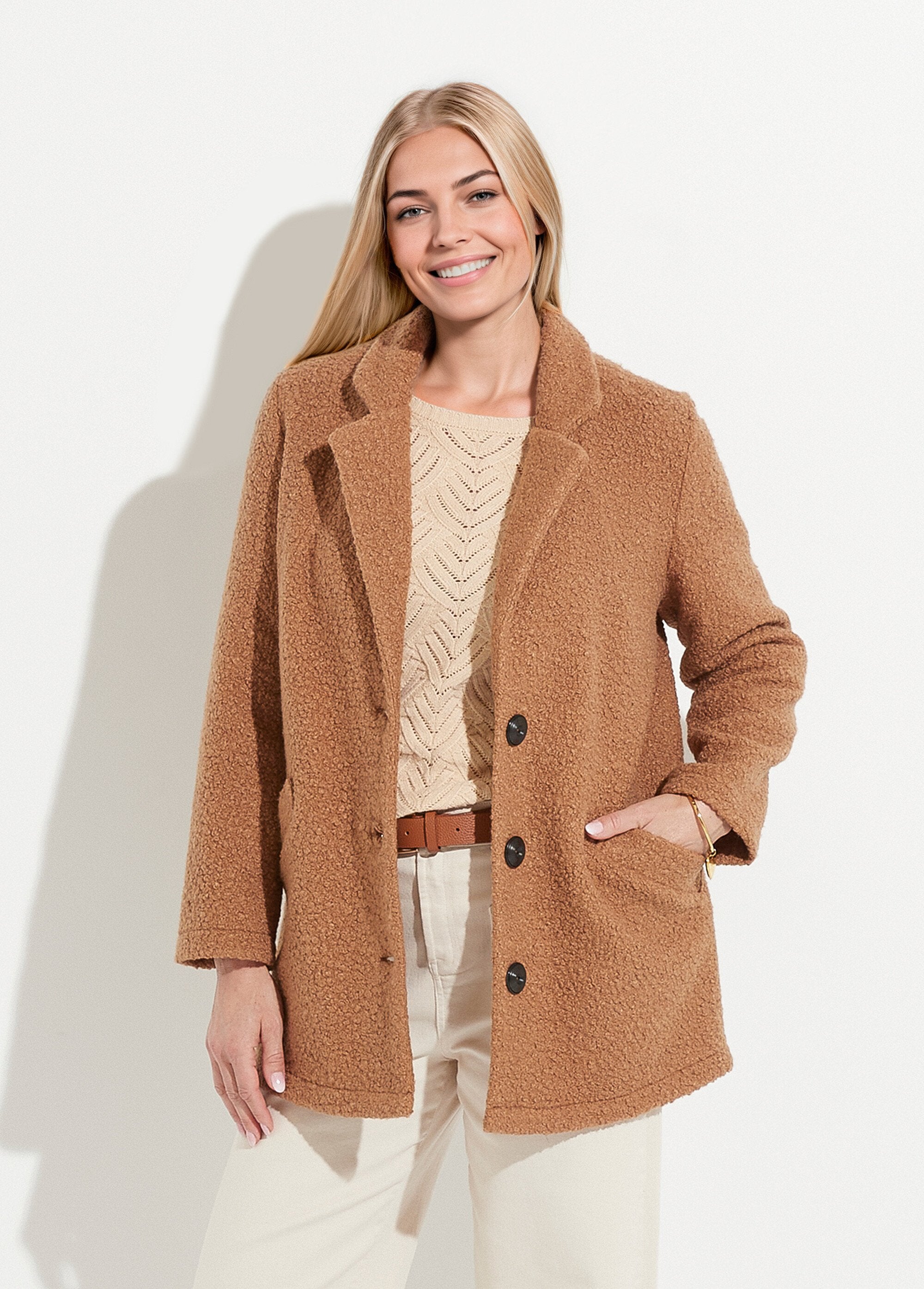 Buttoned_mid-length_French_terry_coat_camel_FA1_slim