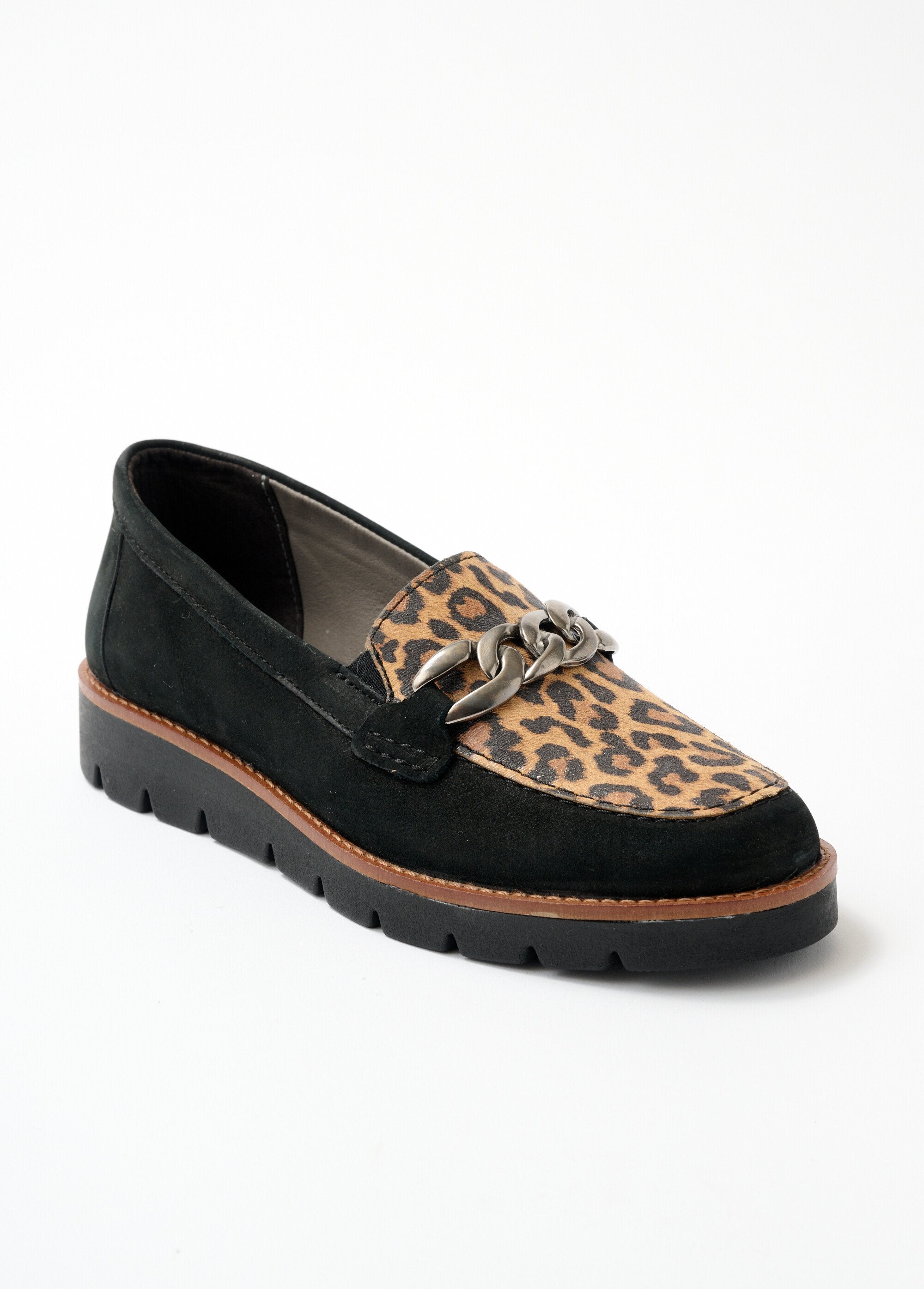 Wide-width_leather_link_chain_moccasins_Leopard_FA1_slim