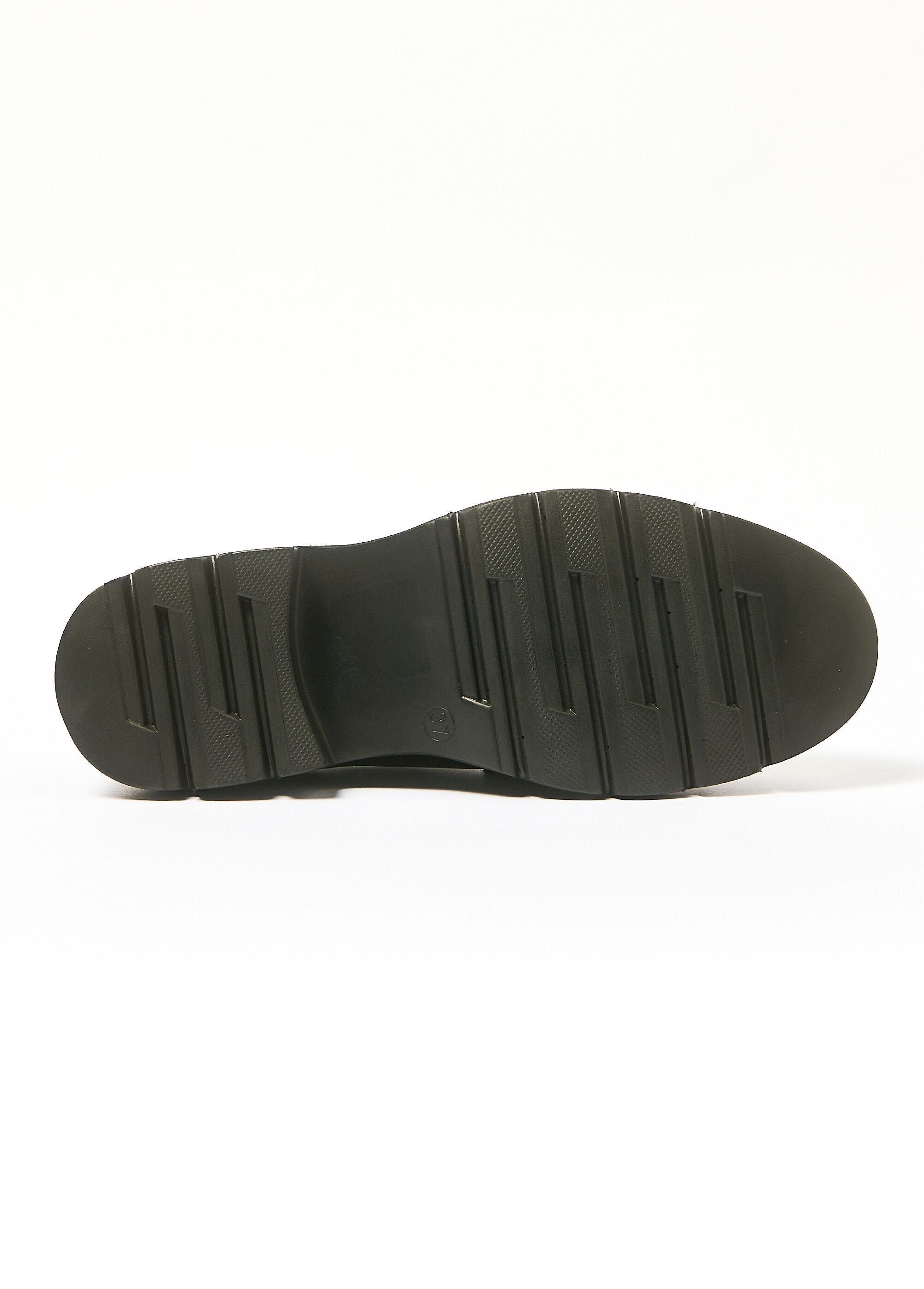 Mocassins_à_semelle_crantée_mors_métal_Noir_UN1_slim