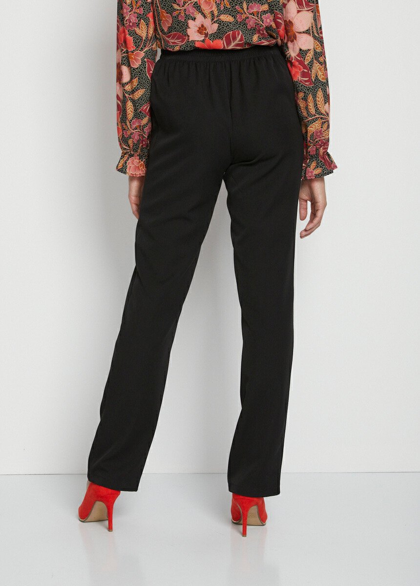 Wrinkle-resistant_pants_with_semi-elastic_waist_Black_DO1_slim