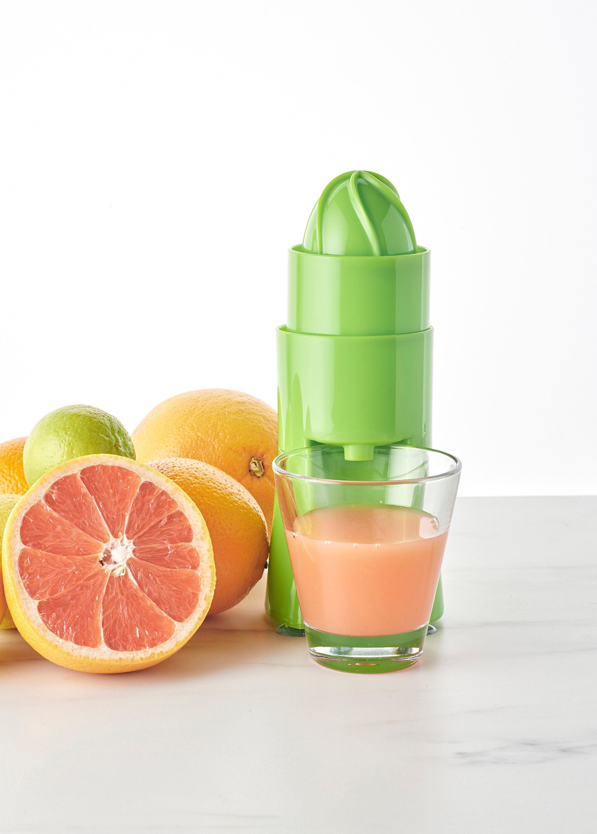 Manual_pourer_citrus_press_Juicer_FA1_slim