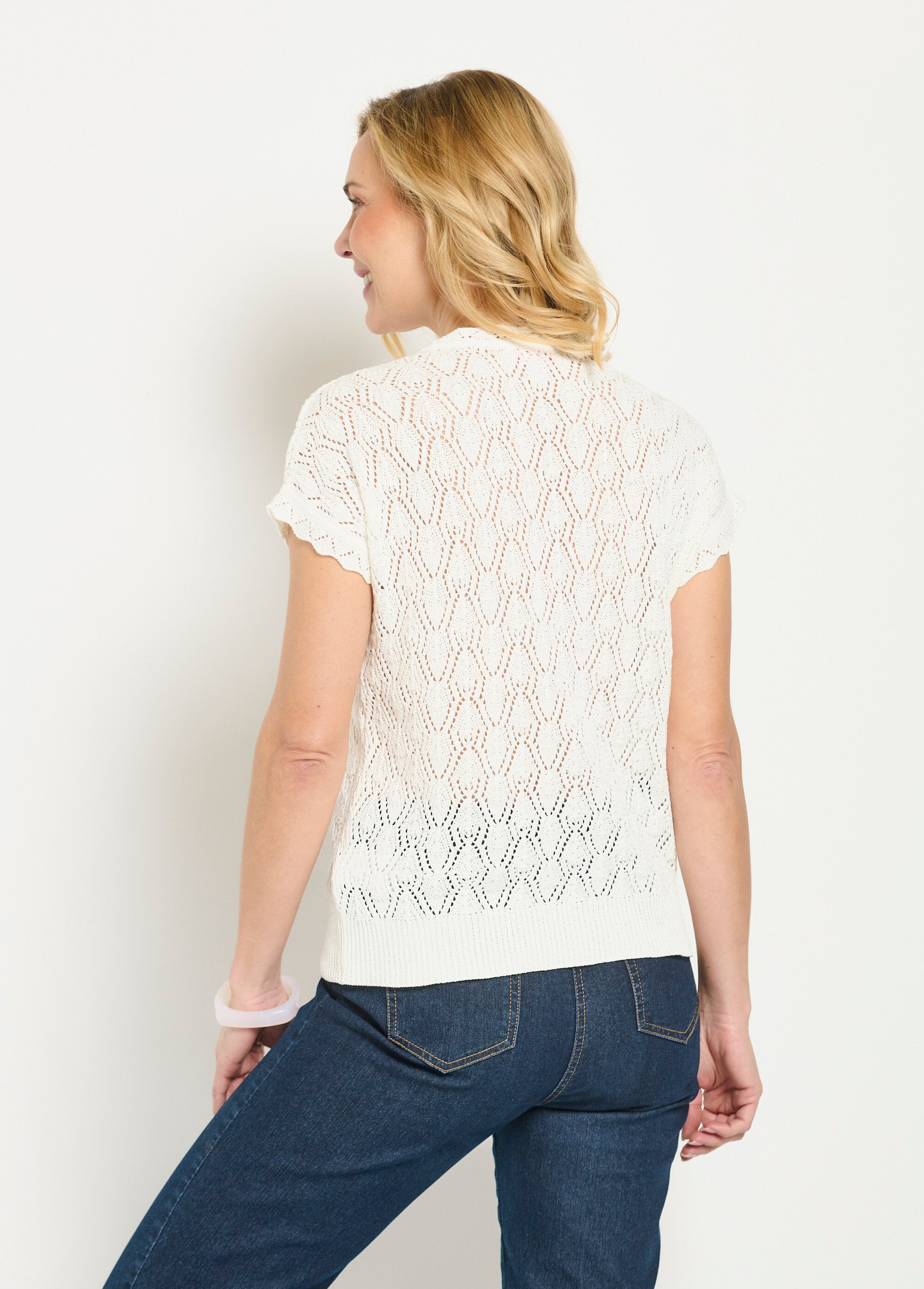 Short_cotton_sweater_with_openwork_round_neck_and_crochet_effect_Ecru_DO1_slim