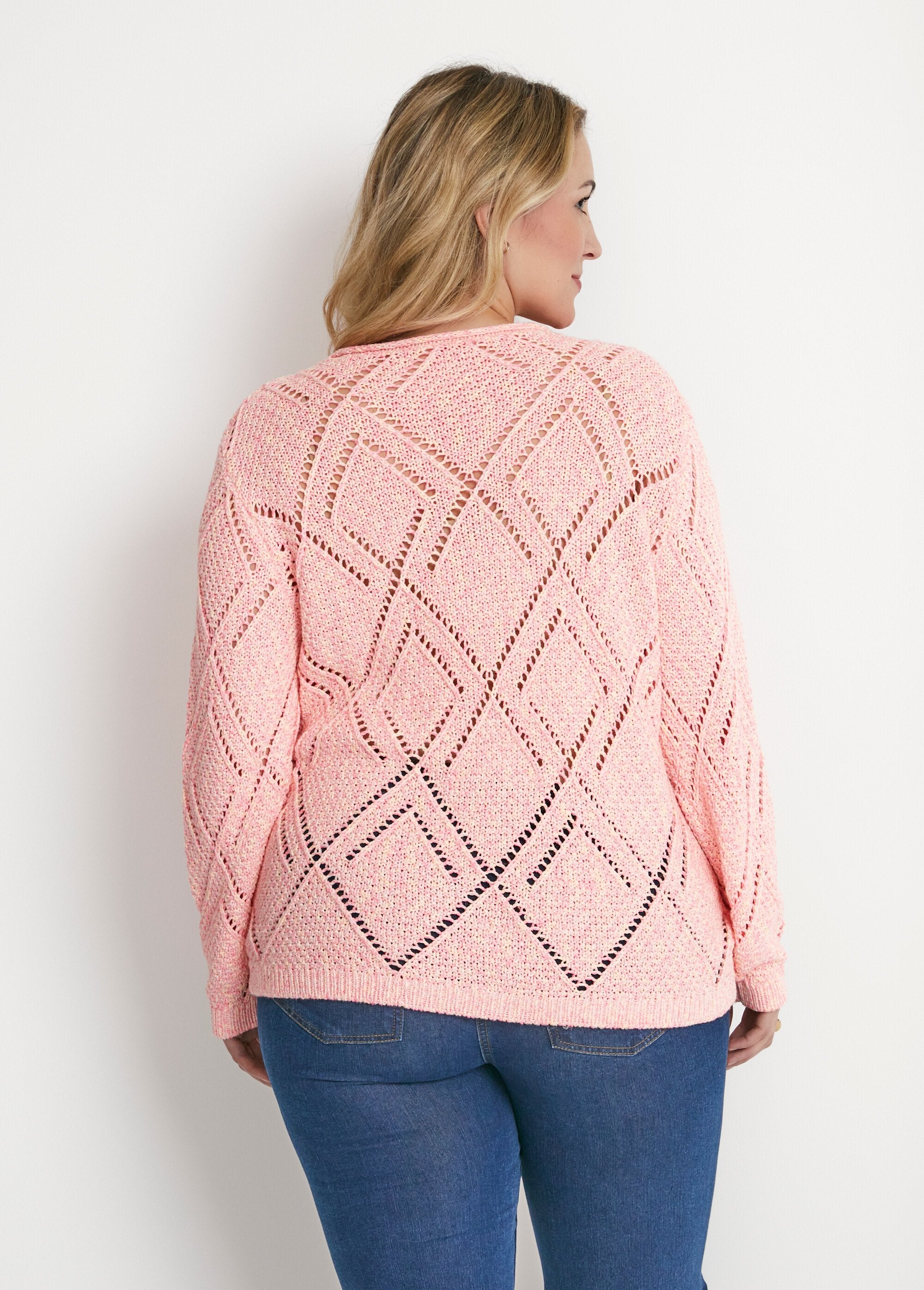 Openwork_stranded_knit_sweater_Pink_DO1_curvy