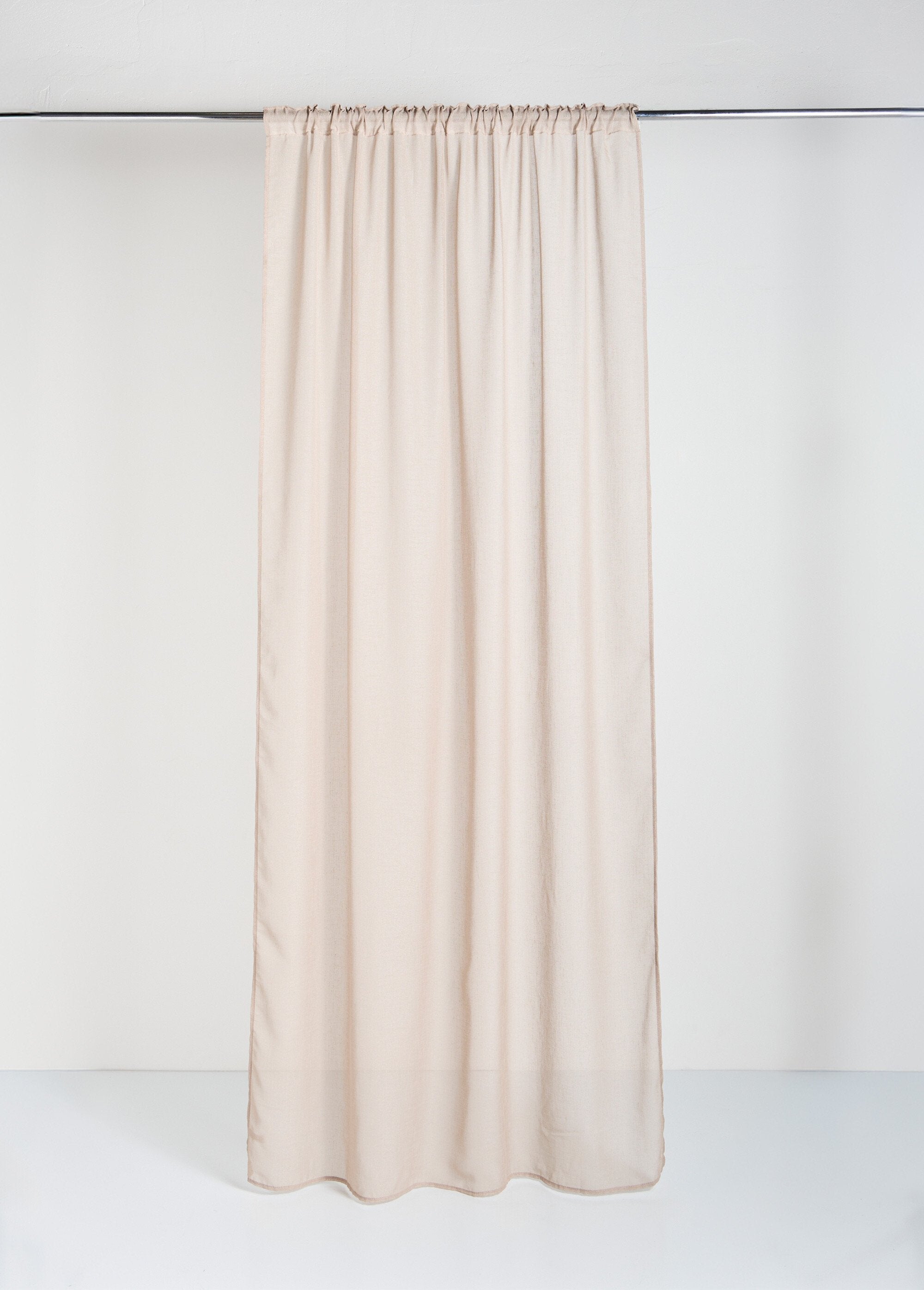 Single-panel_curtain_with_gathered_heading_tape,_linen-look_Beige_FA1_slim